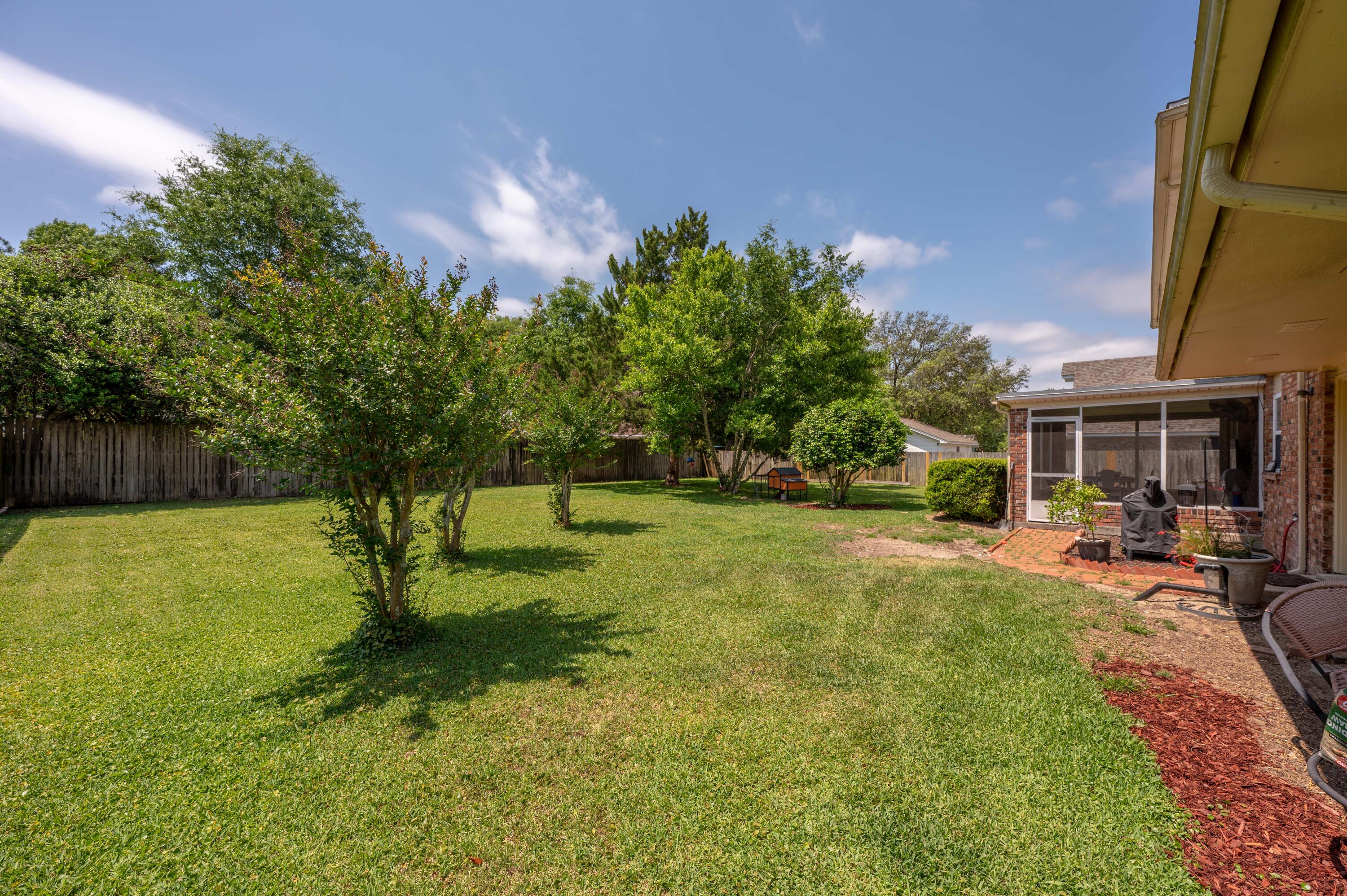 BAYOU POQUITO - Residential