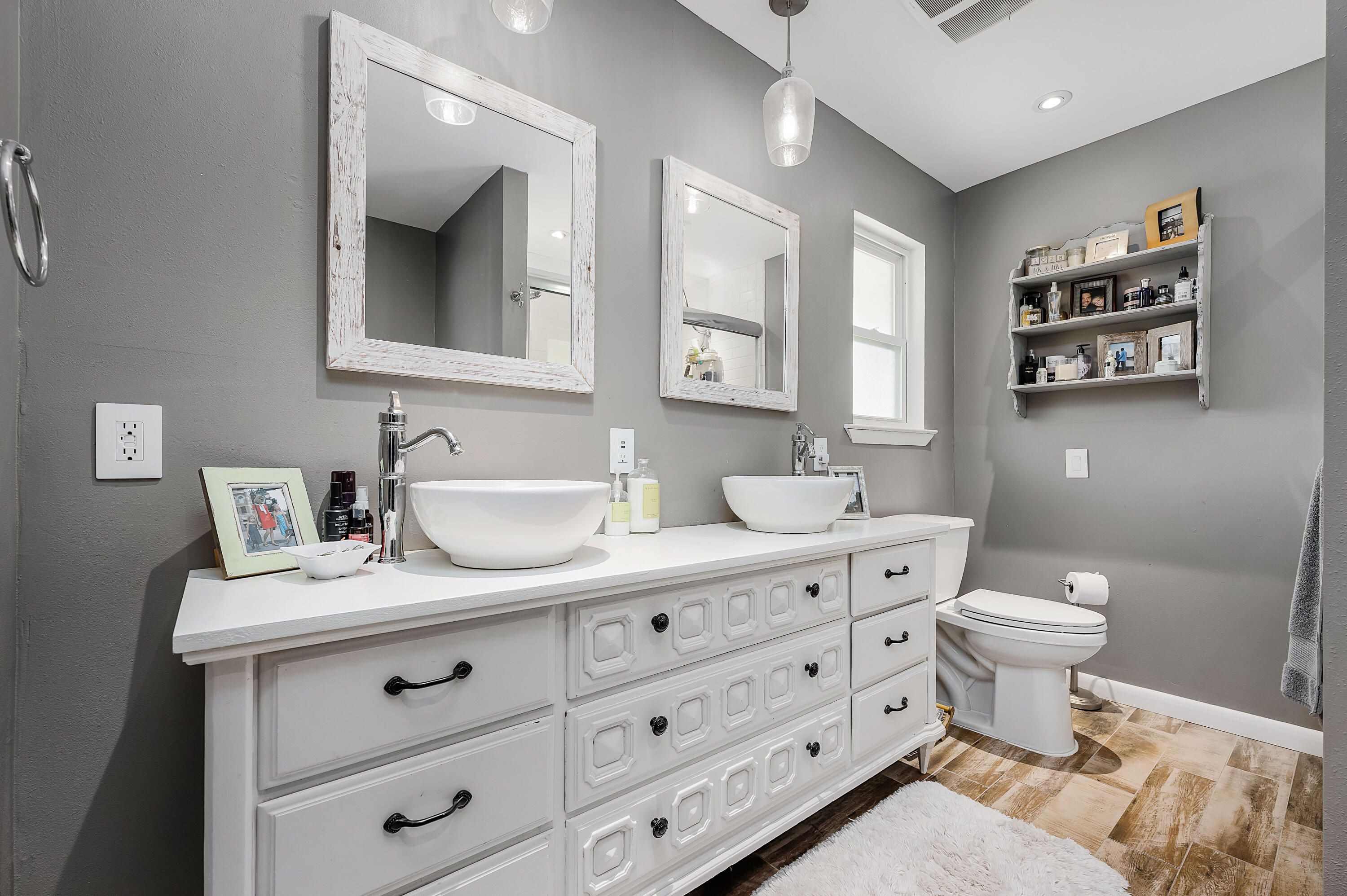 BAYOU POQUITO - Residential