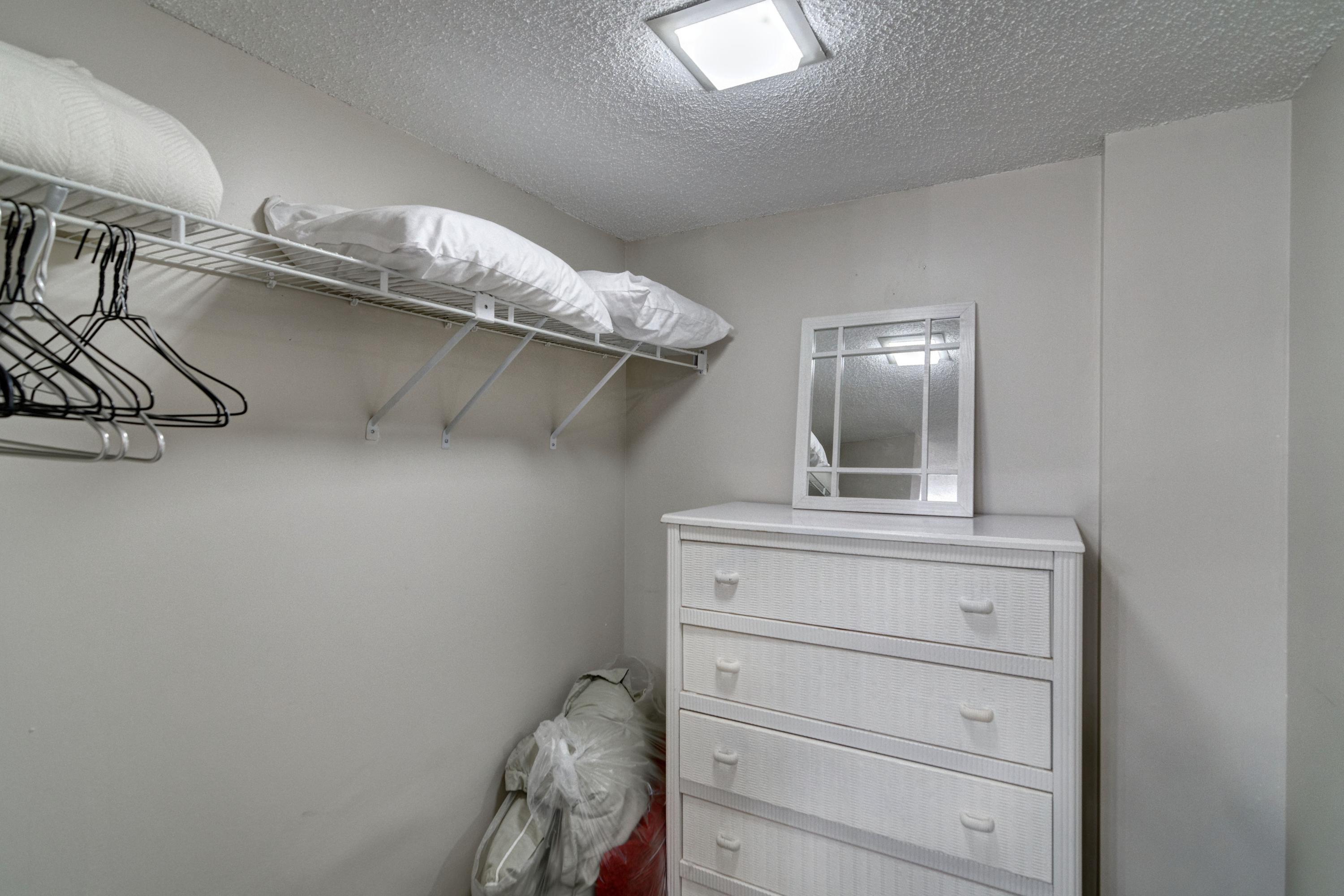 GULFSIDE BEACH CONDO - Residential