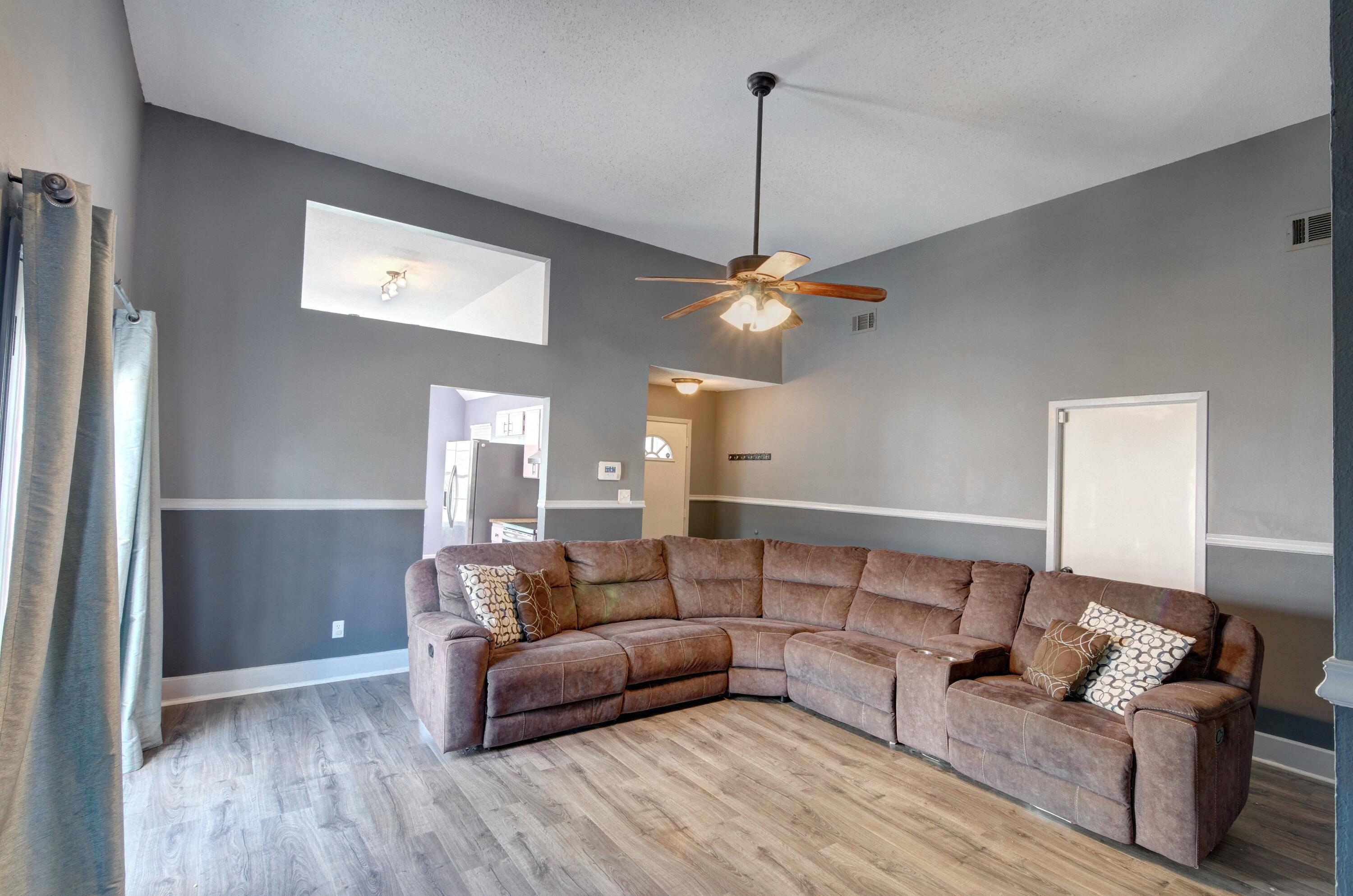 WOODLAND PARK ESTATES - Residential