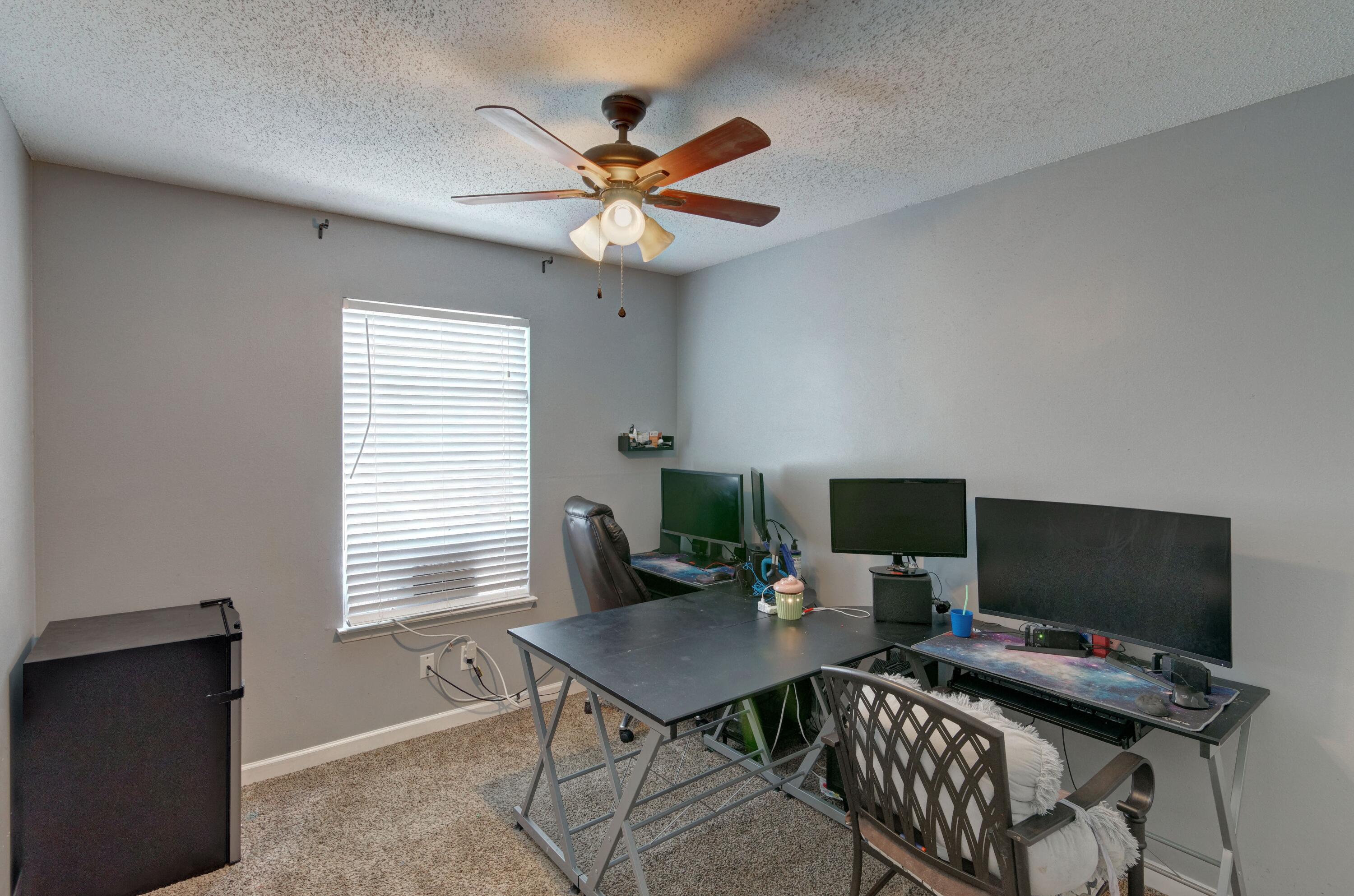 WOODLAND PARK ESTATES - Residential