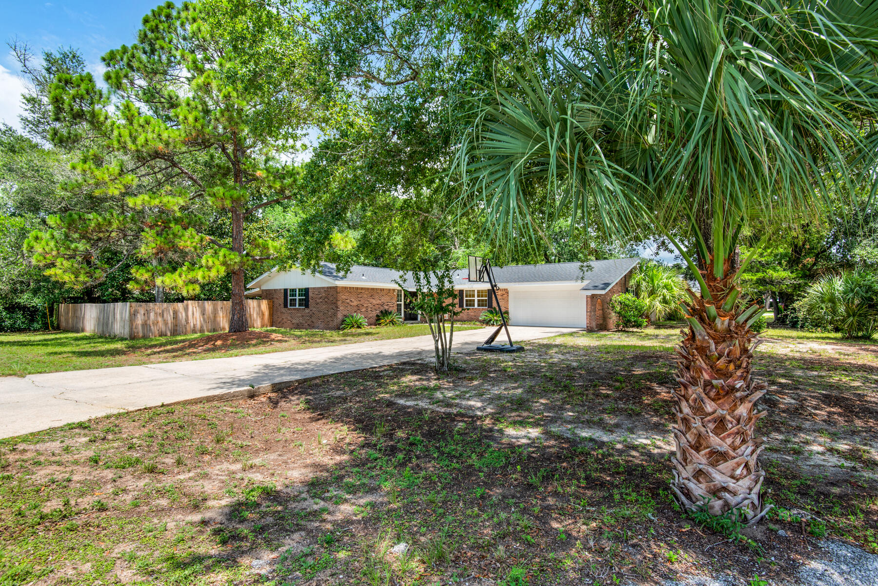 BAYOU POQUITO - Residential