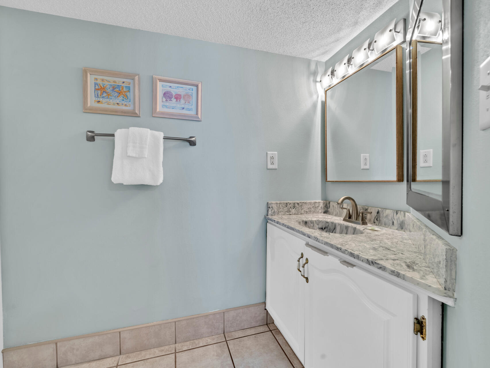CABANA CLUB CONDO - Residential