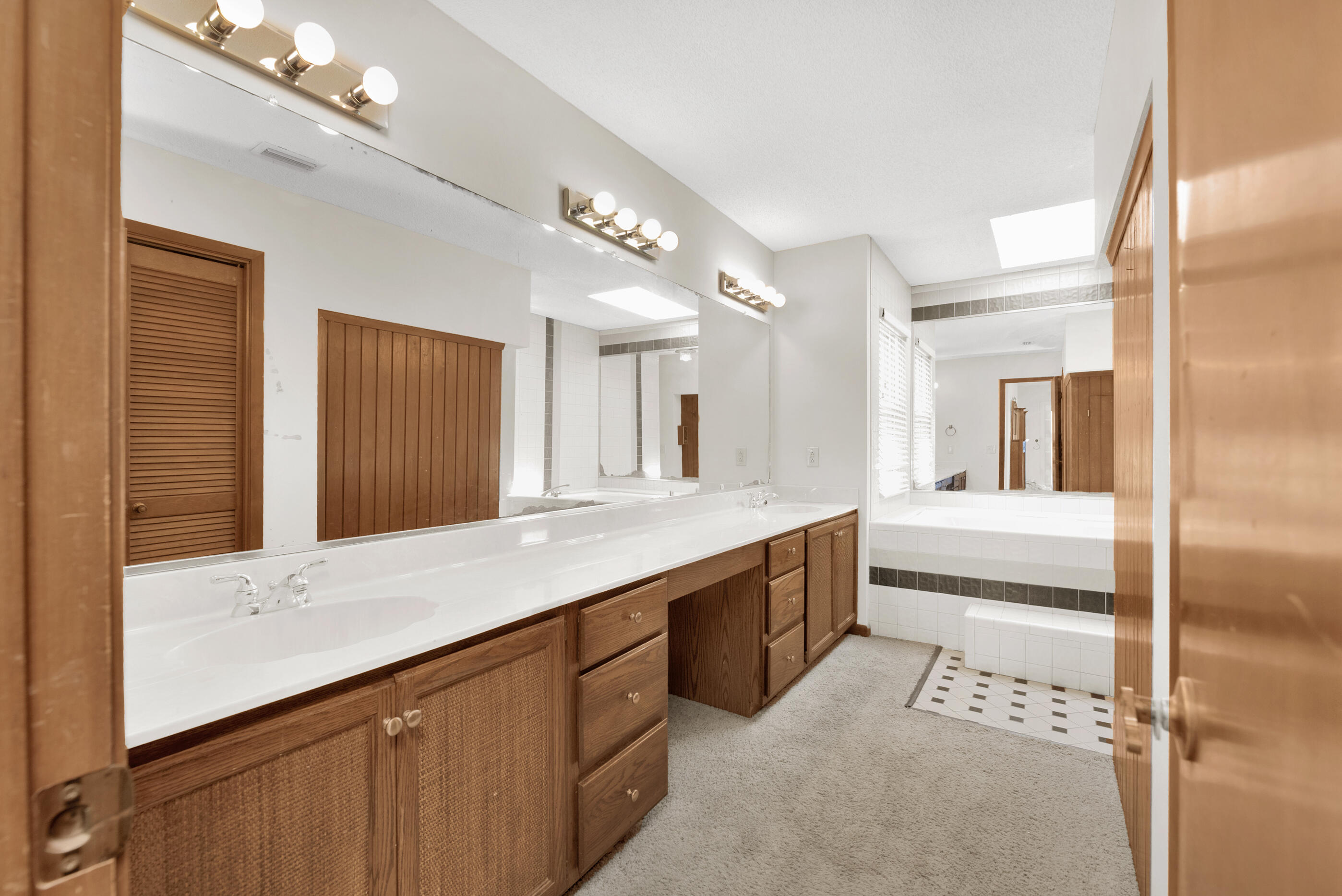 PARADISE BAY - Residential