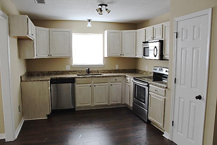 SHOAL TERRACE ESTATES - Residential