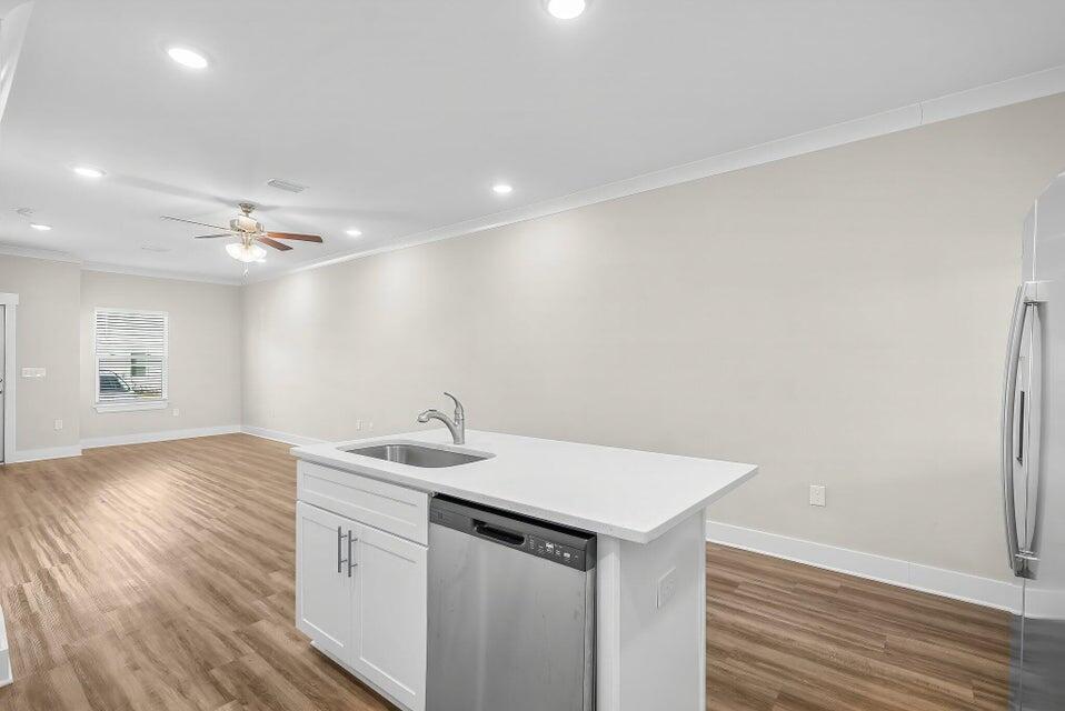 VERANDAS AT FREEPORT - Residential Lease