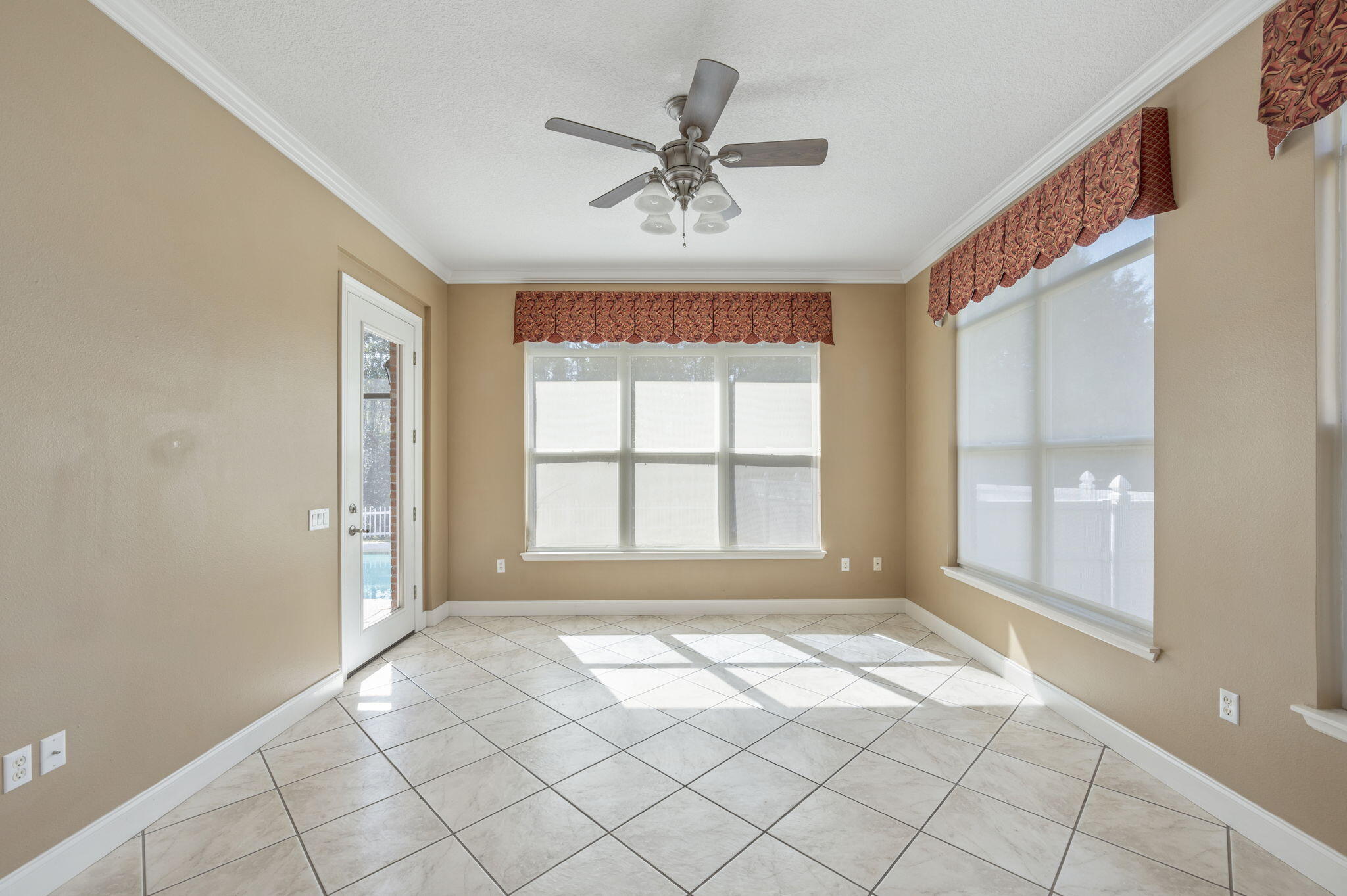 JUNIPER CREEK ESTATES - Residential