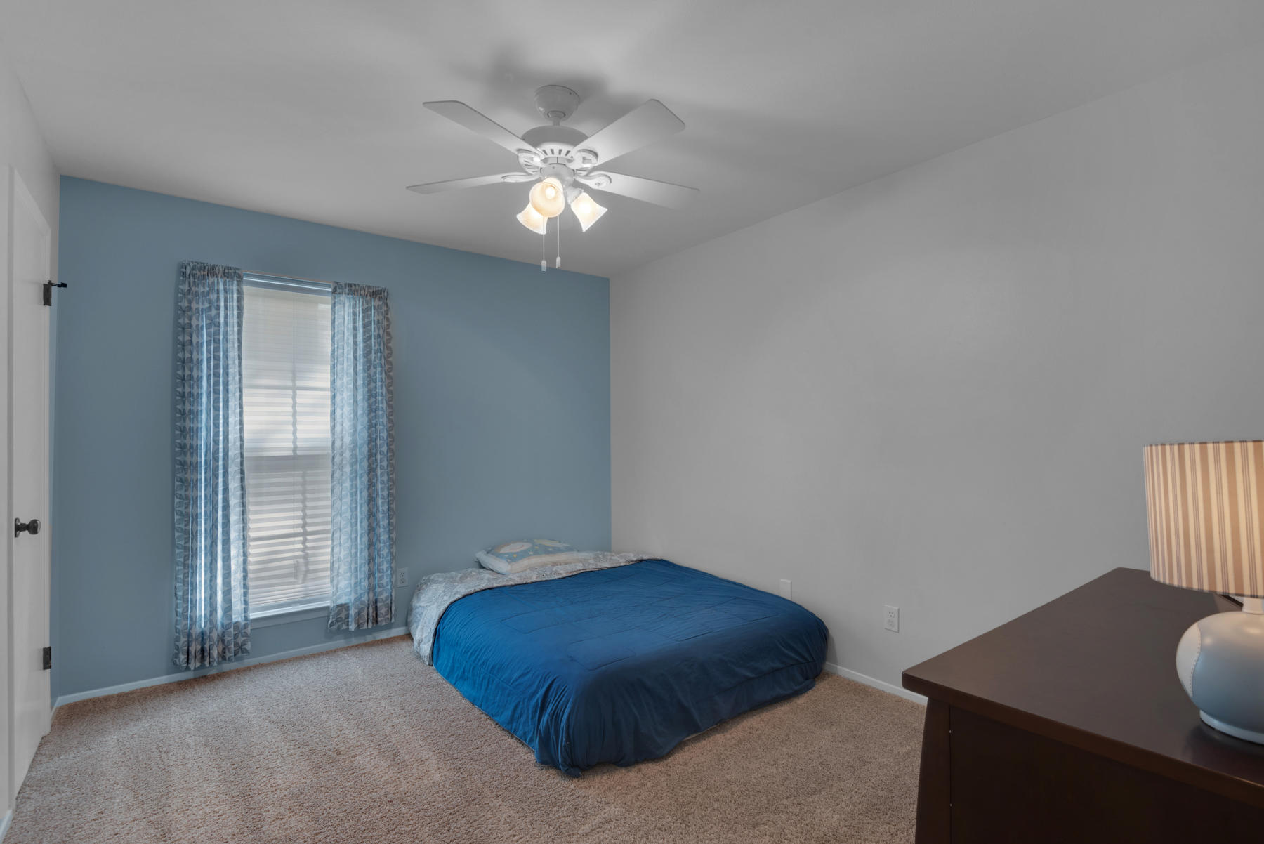 PARKWOOD LANE BLUEWATER BAY - Residential