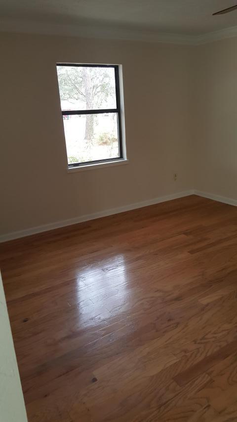 ELLIOTTS POINT - Residential Lease