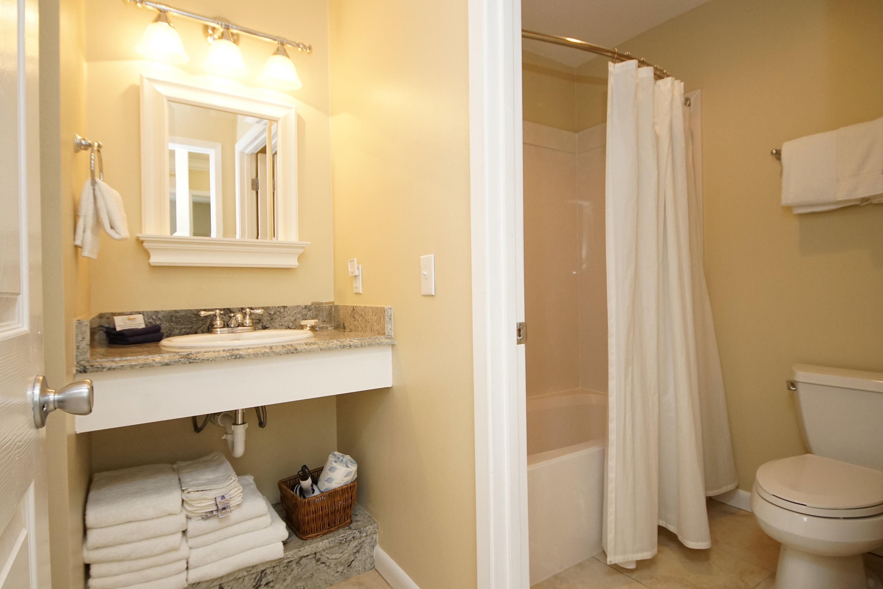 MAGNOLIA VILLAGE CONDO - Residential