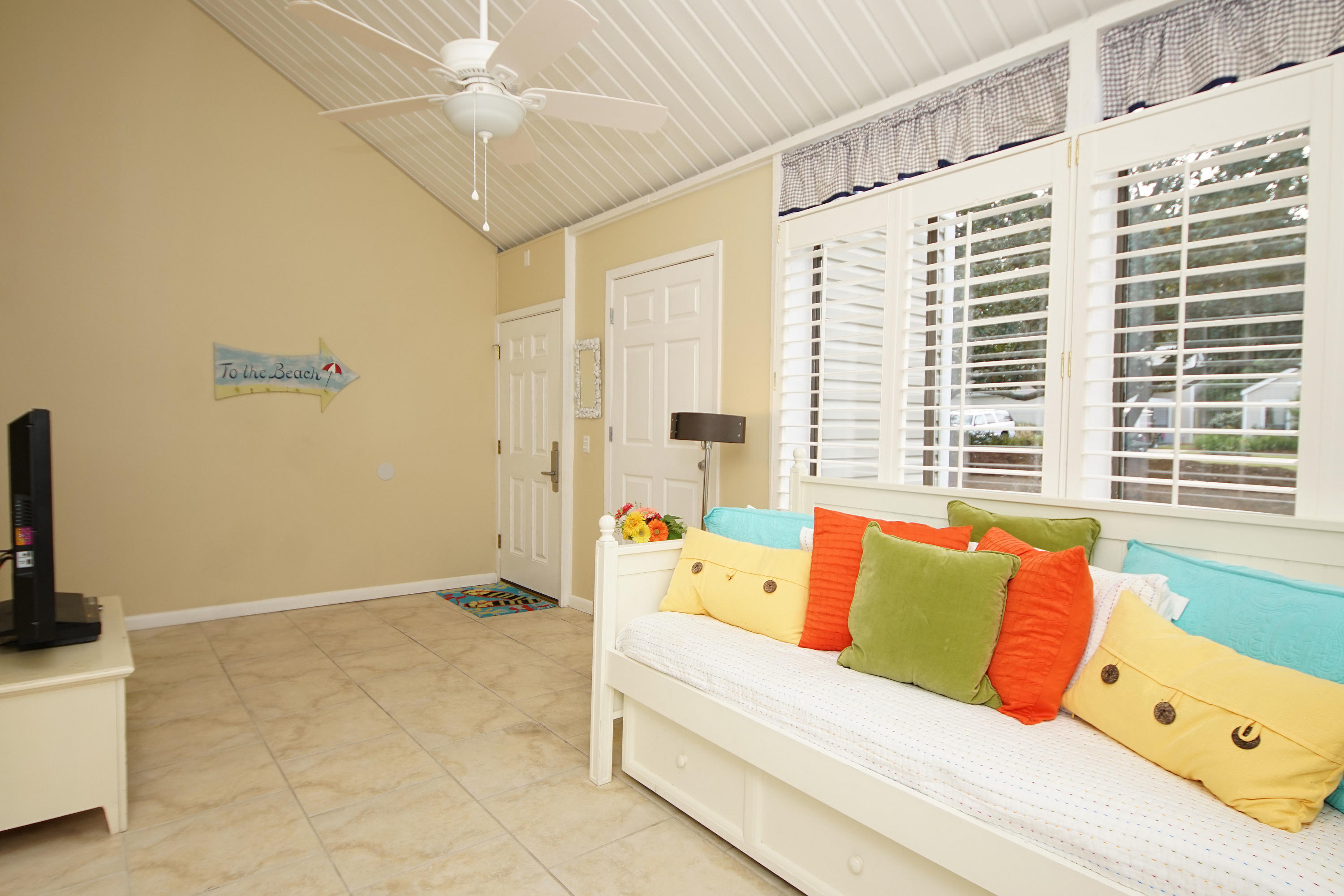 MAGNOLIA VILLAGE CONDO - Residential