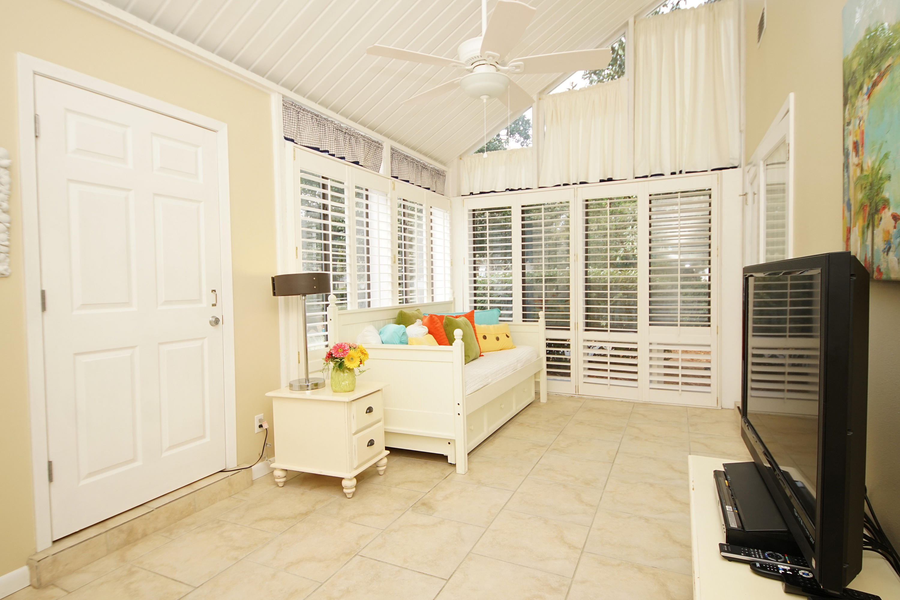 MAGNOLIA VILLAGE CONDO - Residential