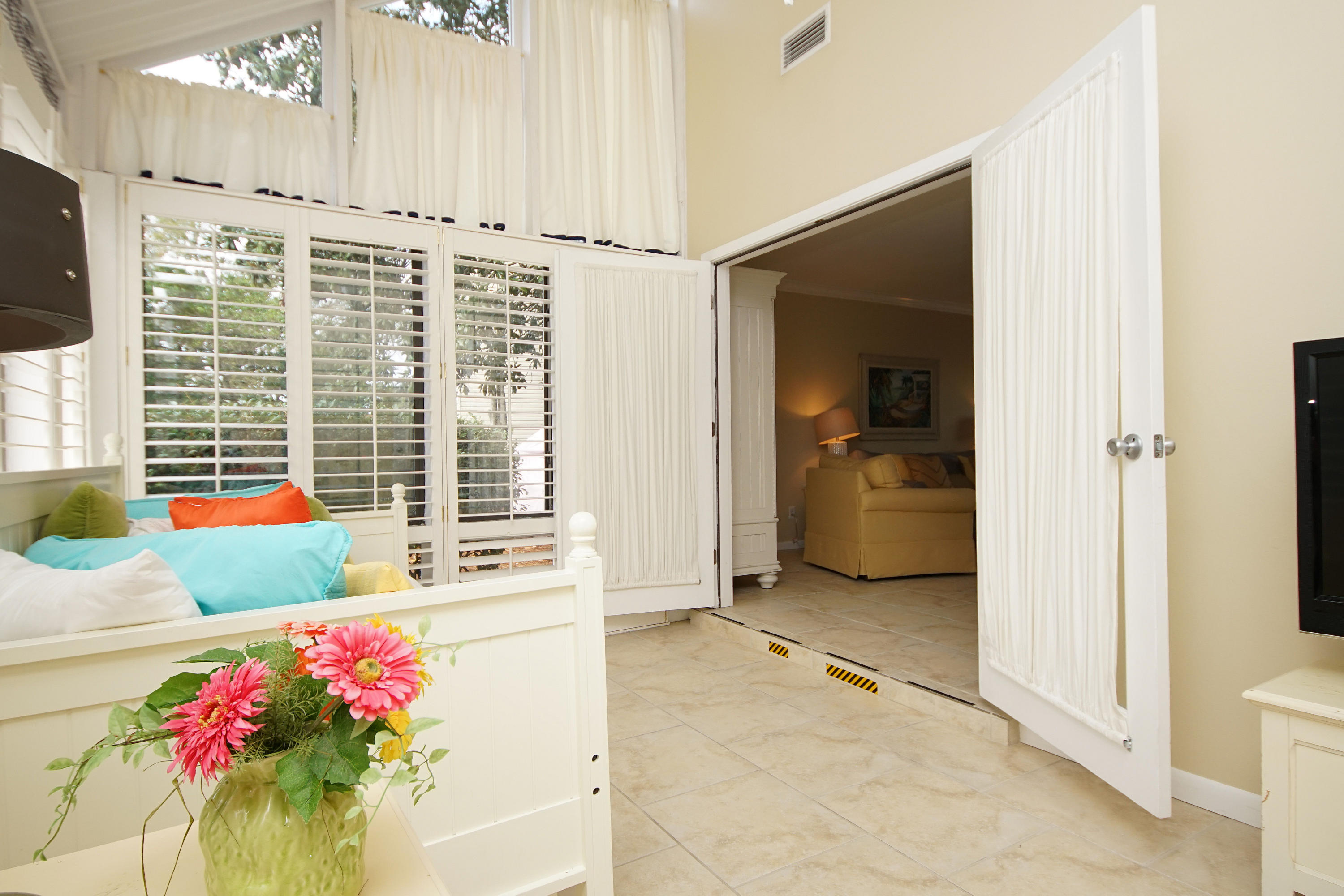 MAGNOLIA VILLAGE CONDO - Residential