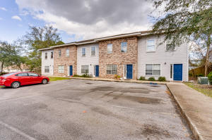 GAP CREEK CONDOS - Residential