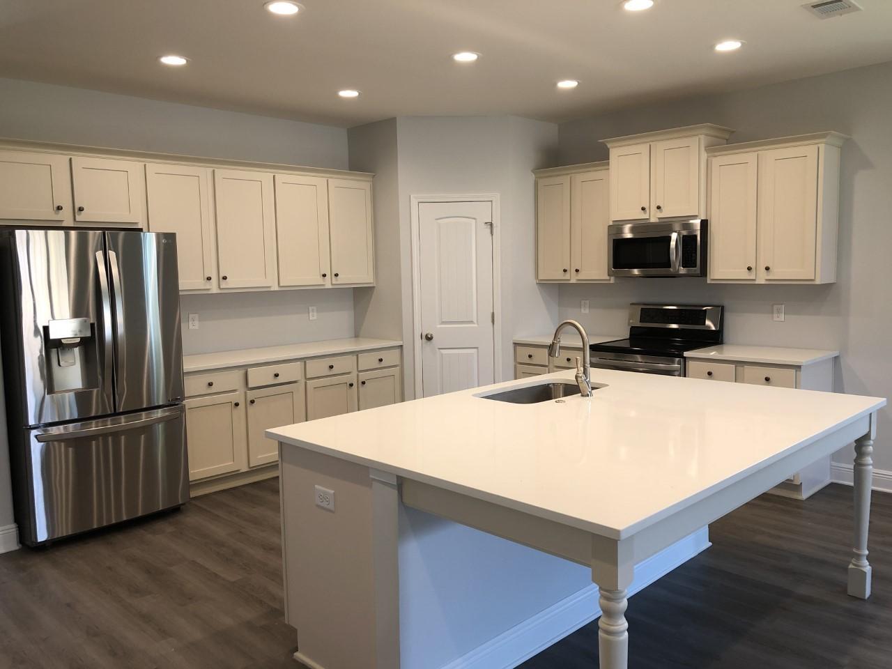 SCHOOLVIEW - Residential