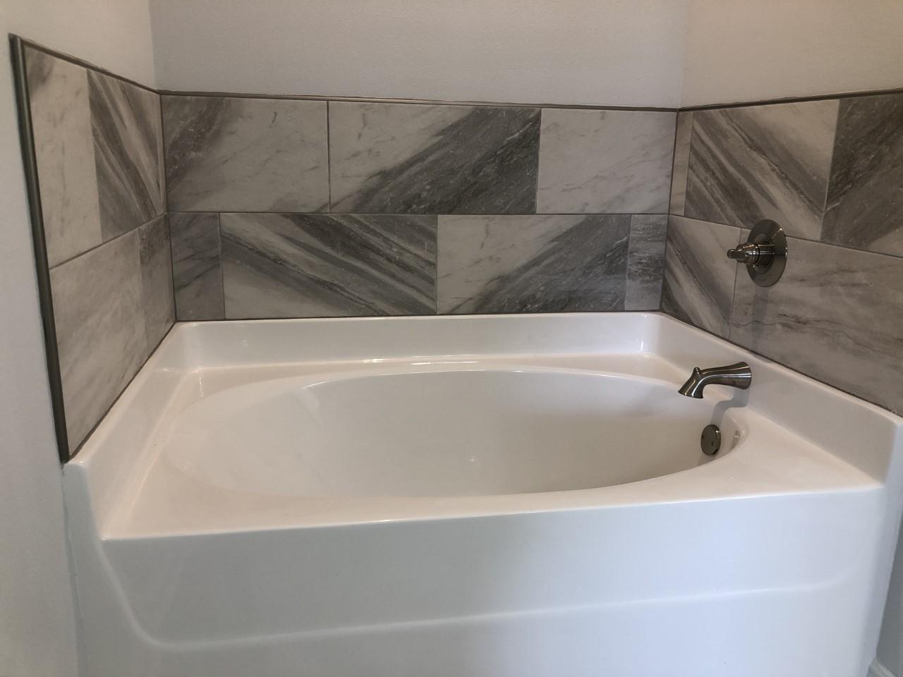 SCHOOLVIEW - Residential