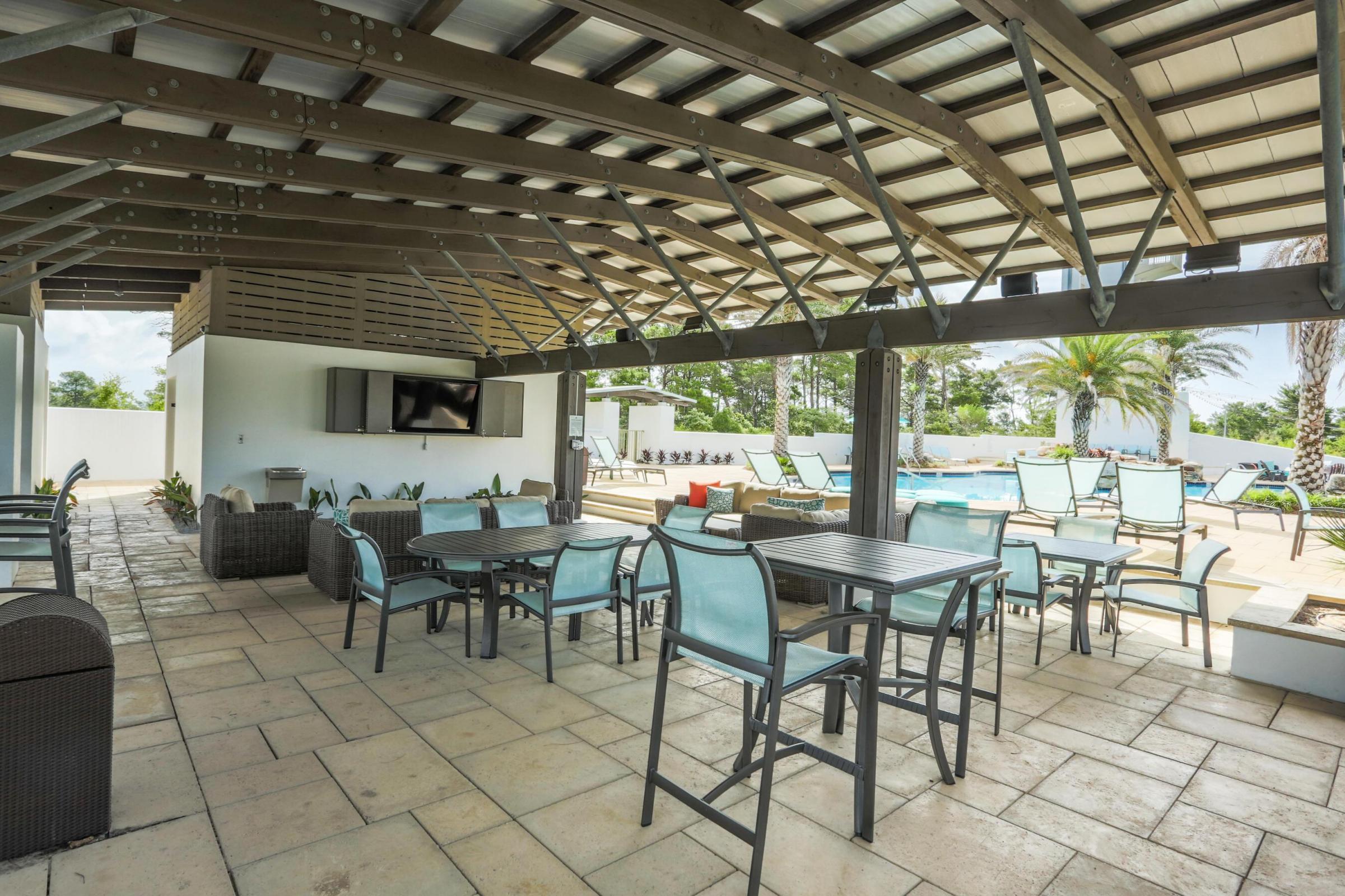 HIGHLAND PARKS - Land