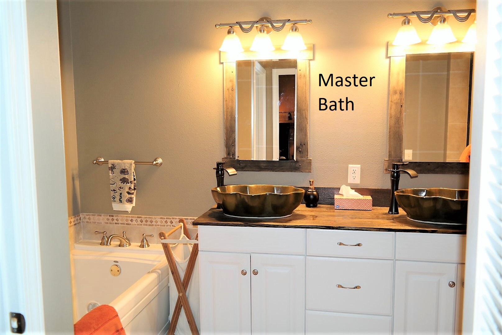 TEN LAKE ESTATES UNIT 1 - Residential