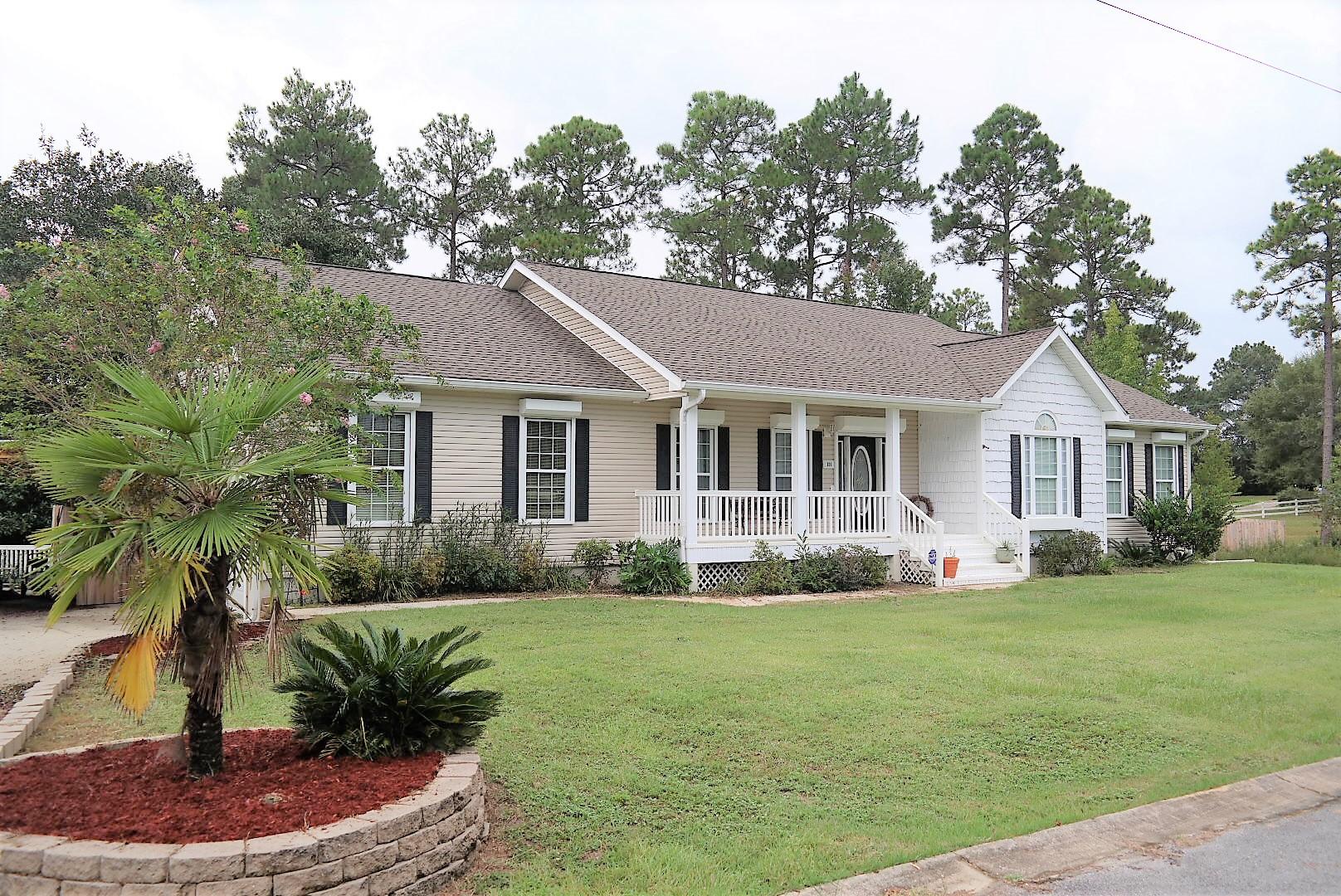 TEN LAKE ESTATES UNIT 1 - Residential