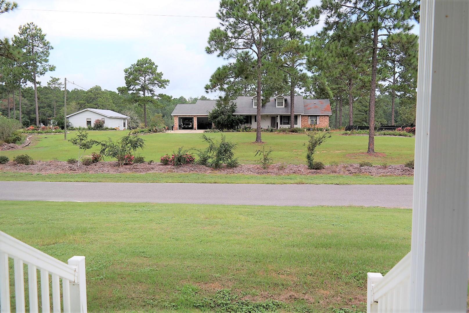 TEN LAKE ESTATES UNIT 1 - Residential