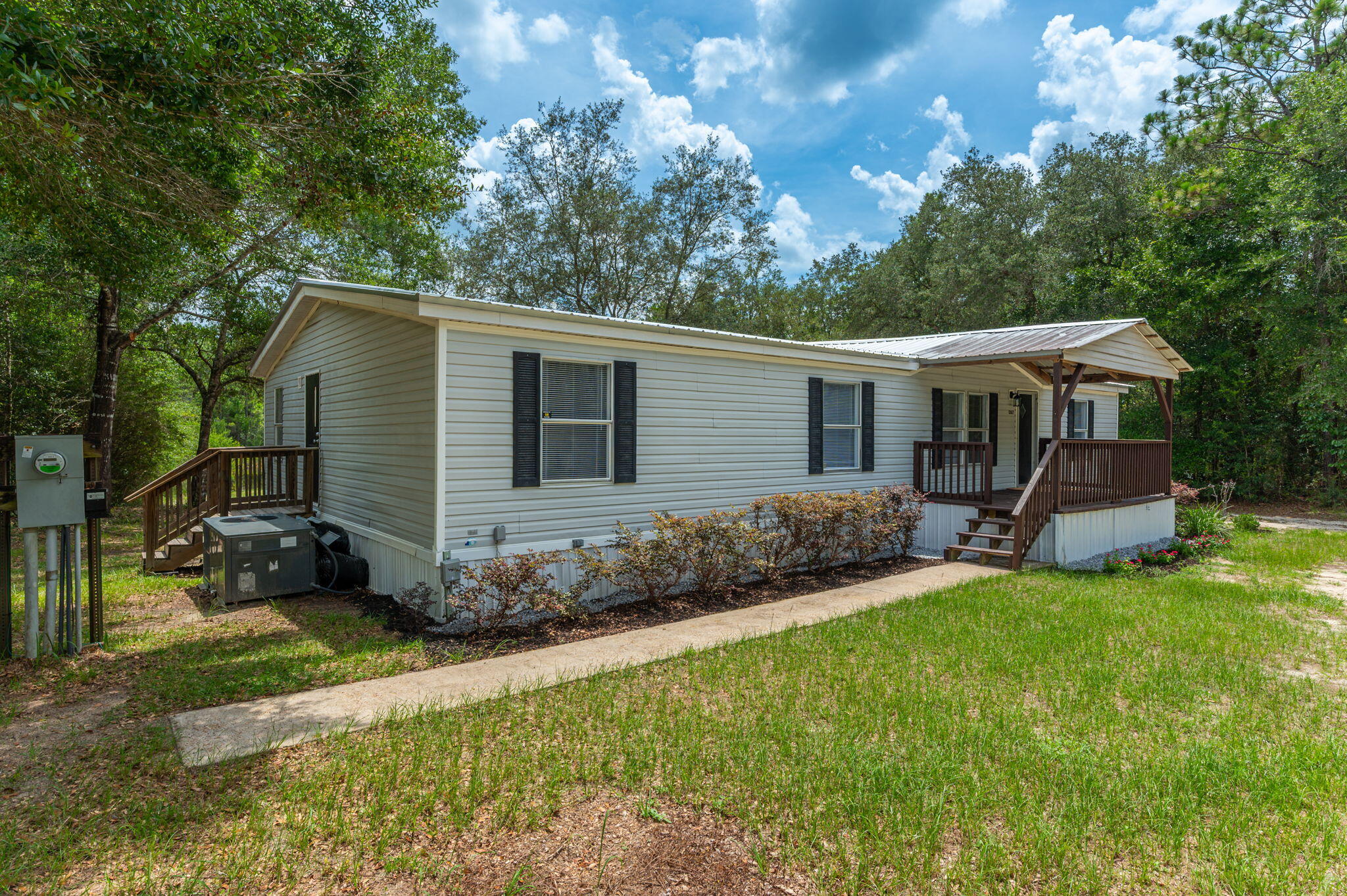 IMPERIAL LAKES 2 - Residential