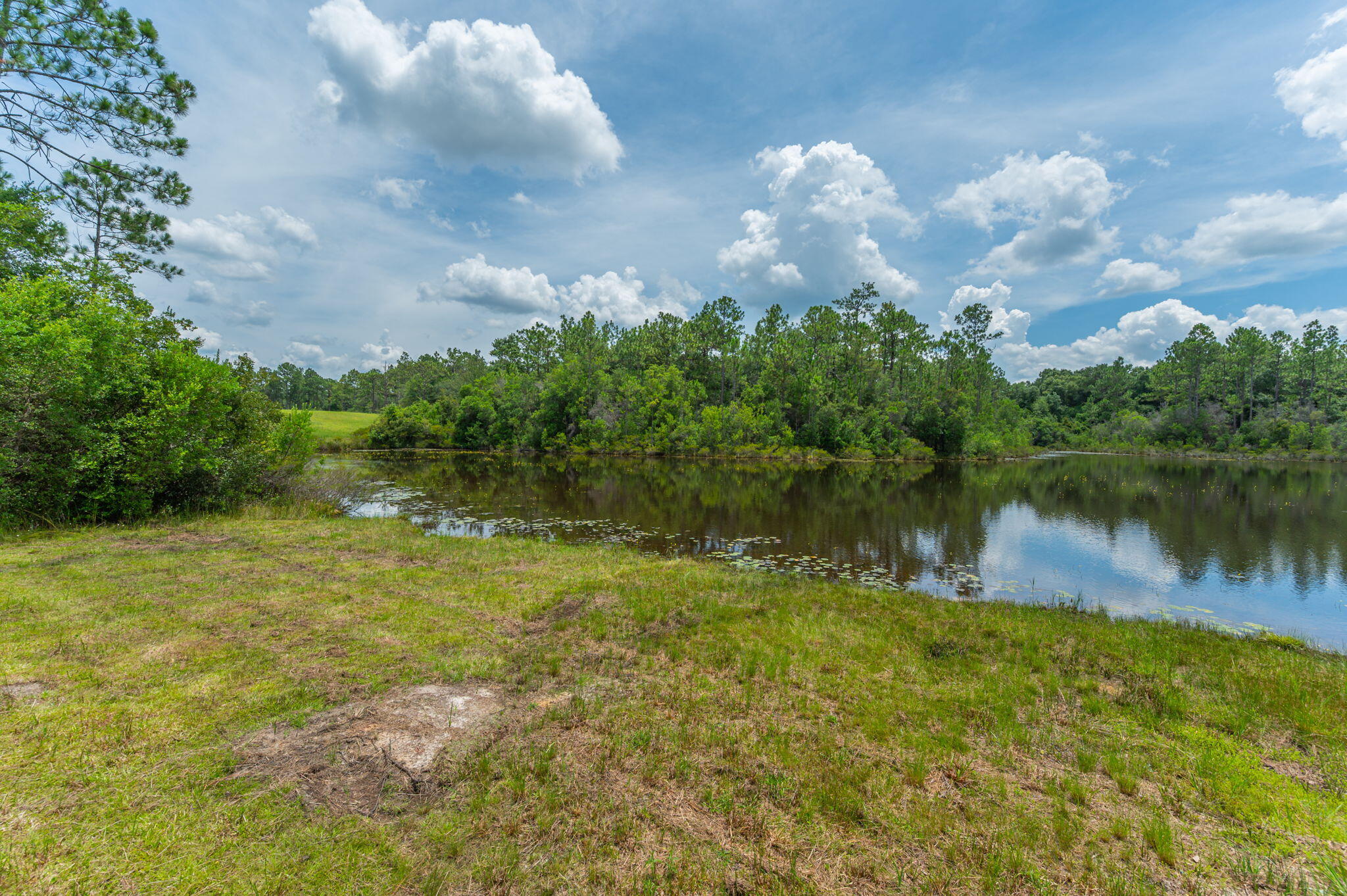 IMPERIAL LAKES 2 - Residential