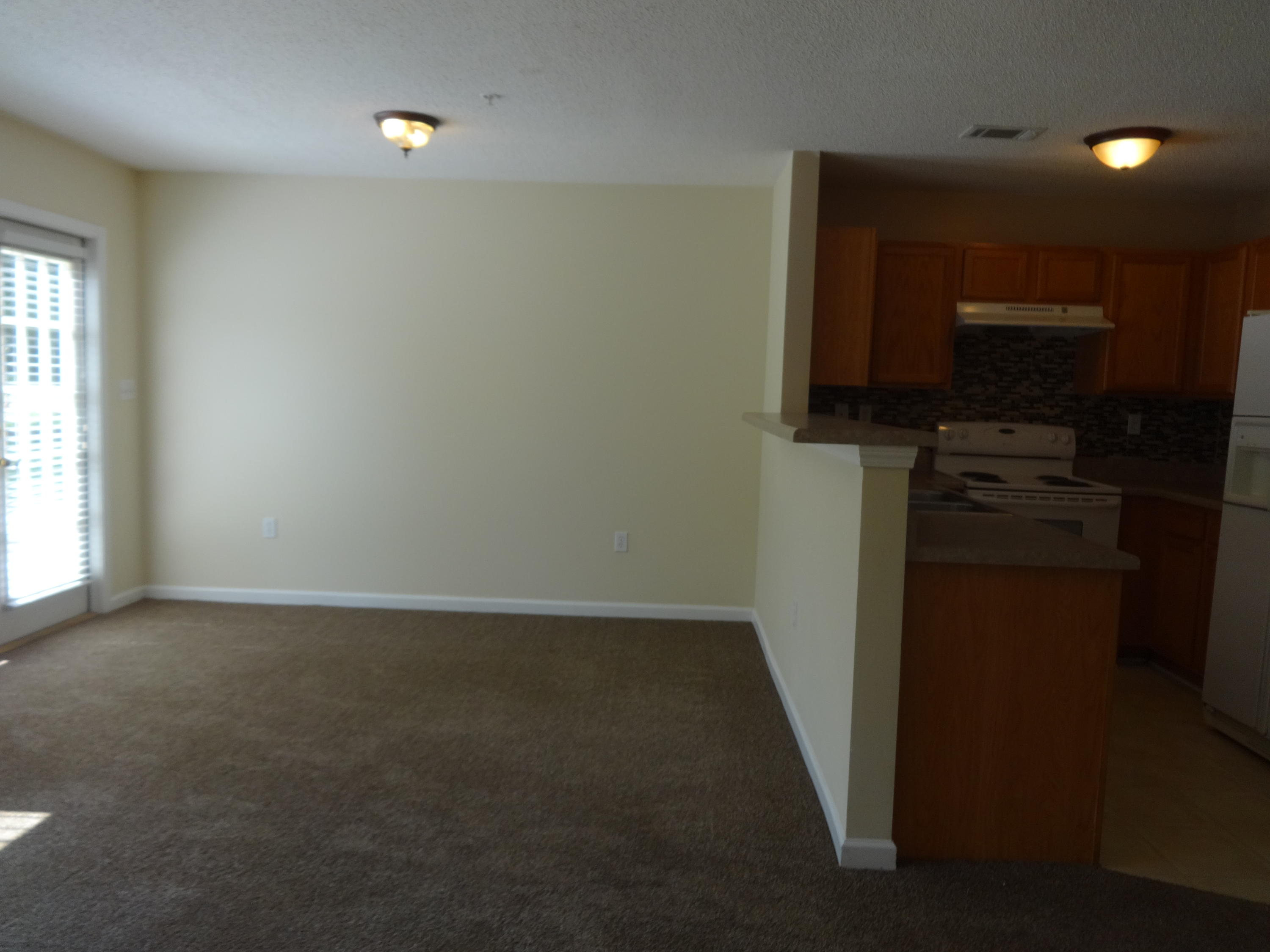 ROLLING PINES - Residential Lease