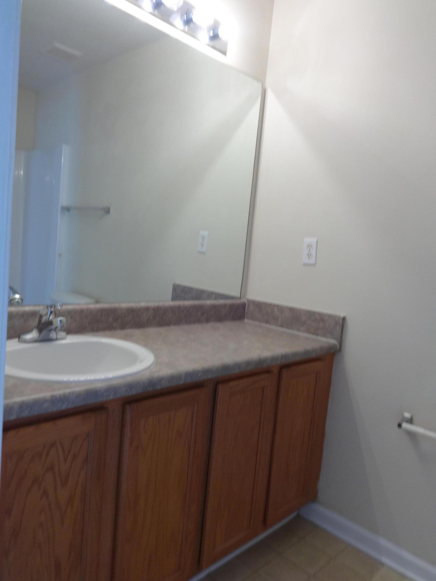 ROLLING PINES - Residential Lease