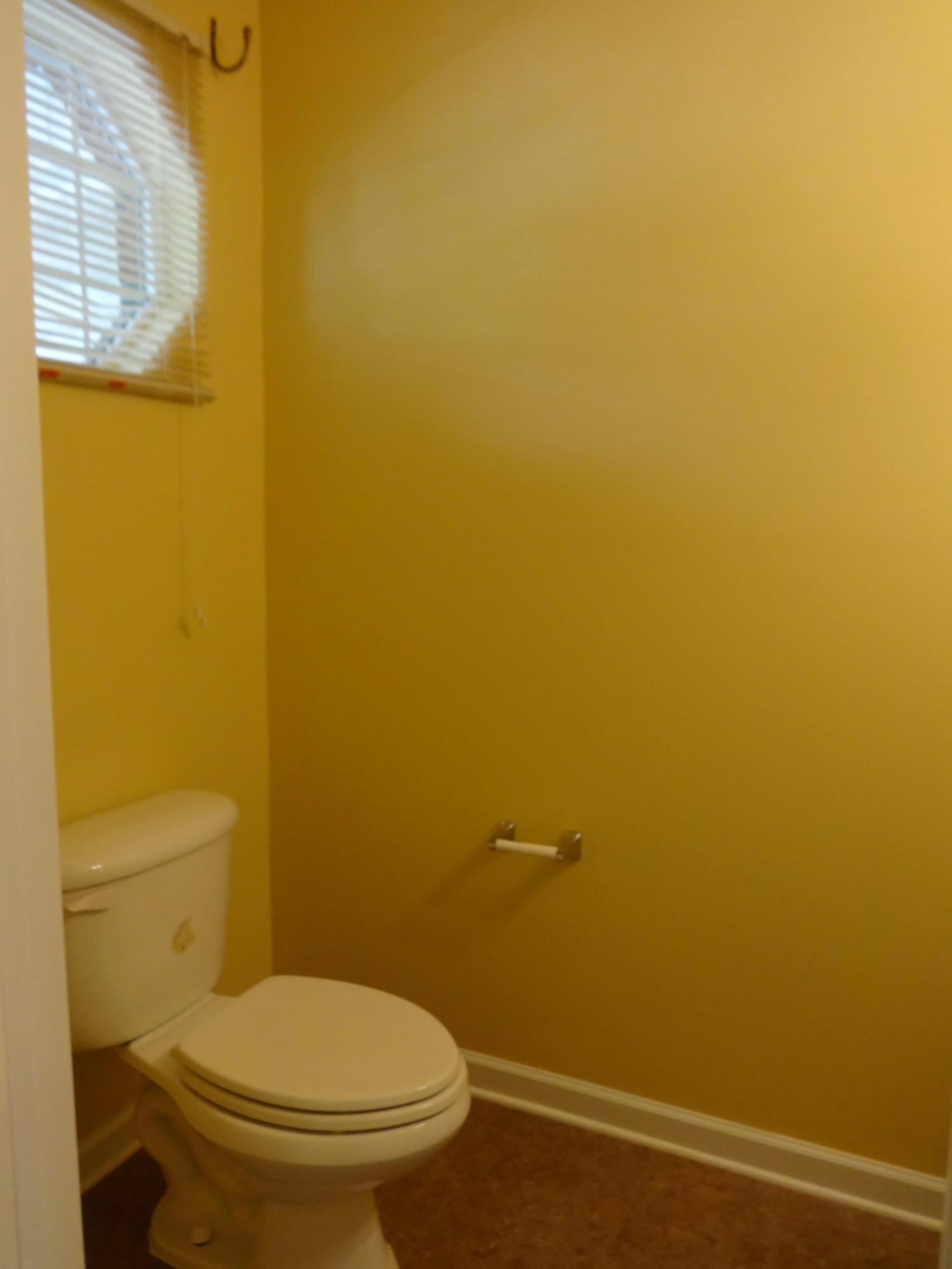 ROLLING PINES - Residential Lease