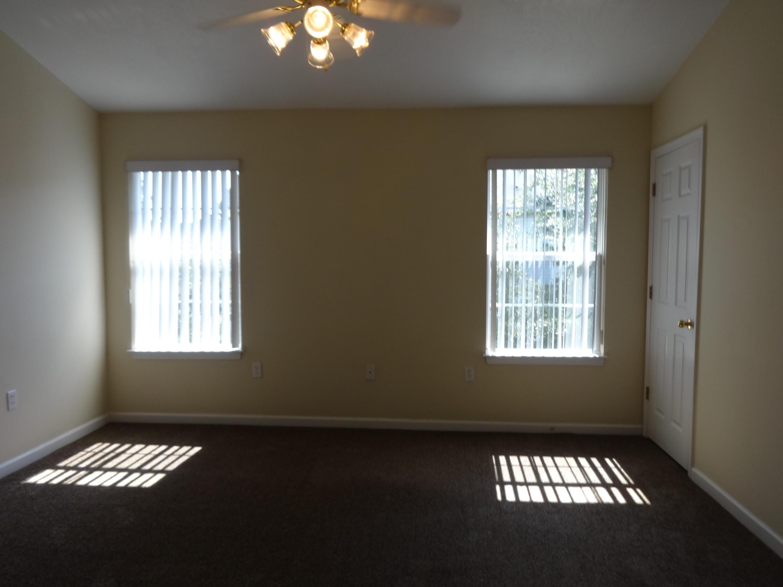 ROLLING PINES - Residential Lease