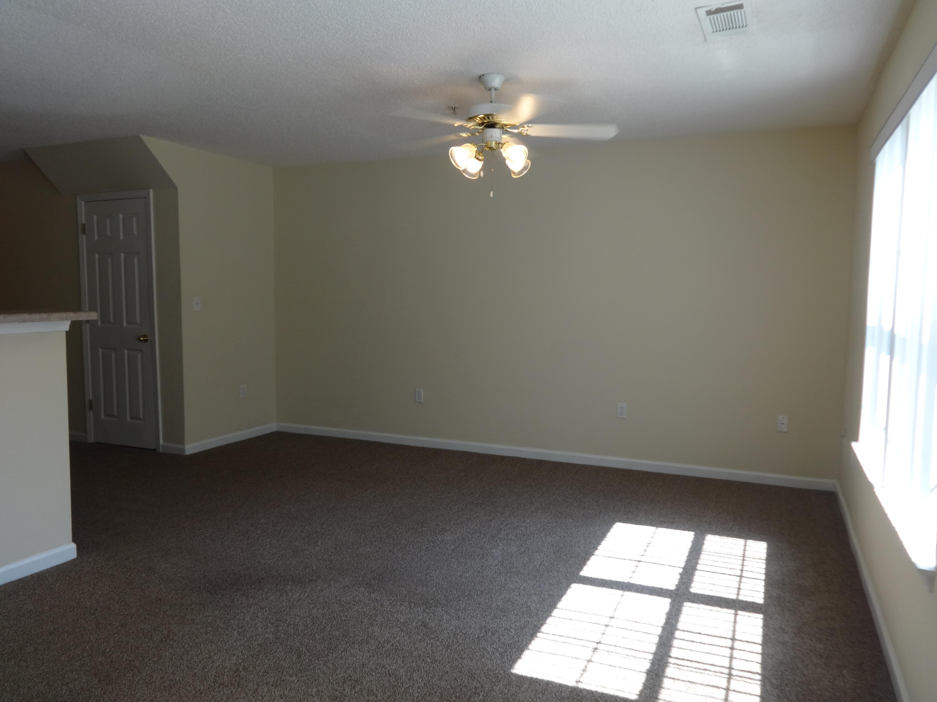 ROLLING PINES - Residential Lease