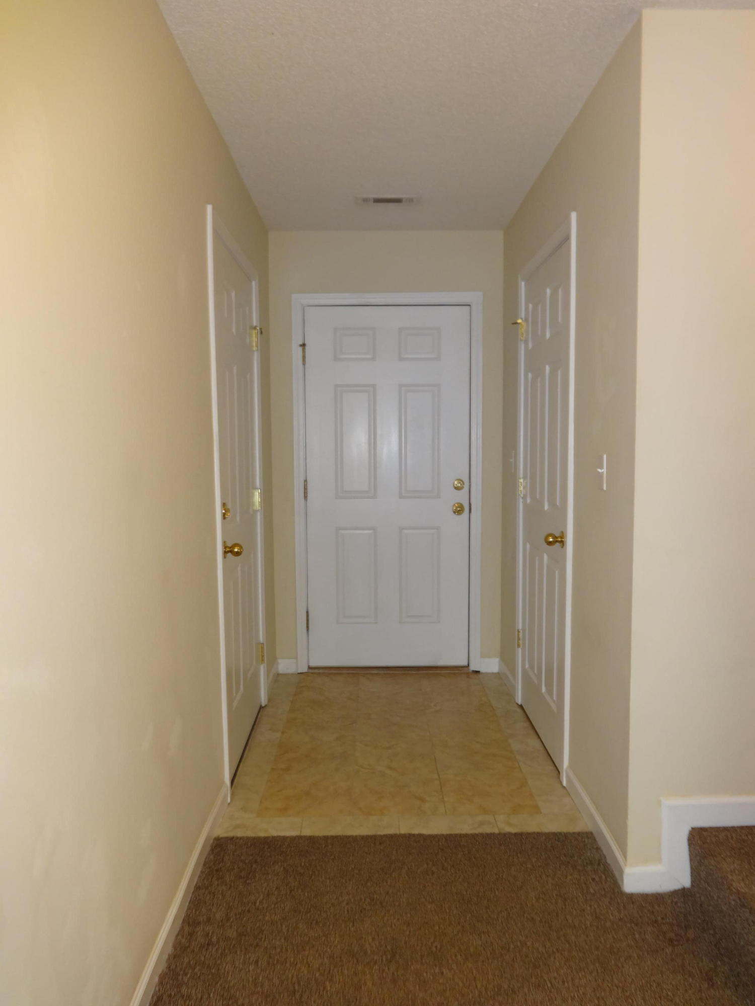 ROLLING PINES - Residential Lease