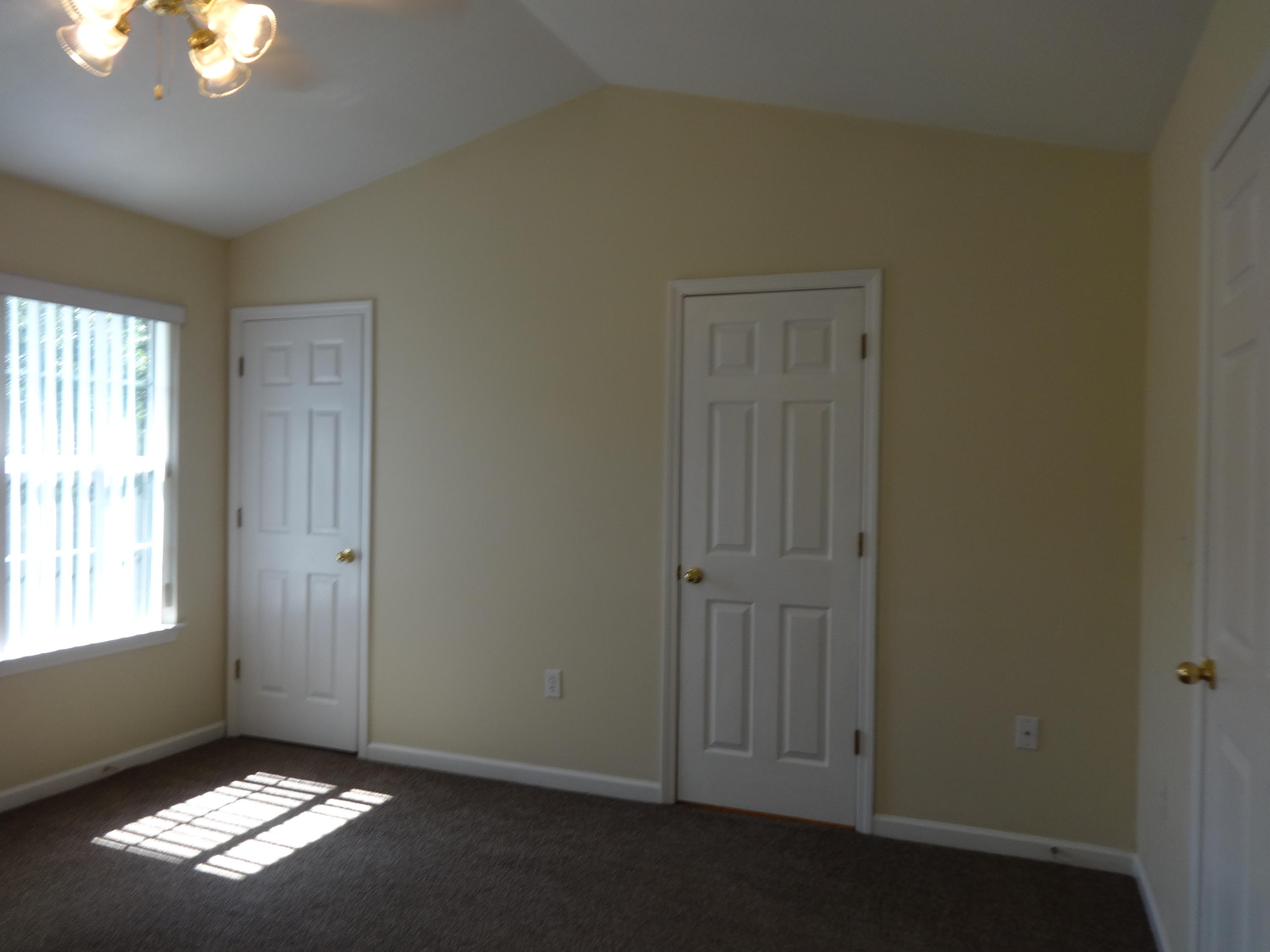 ROLLING PINES - Residential Lease