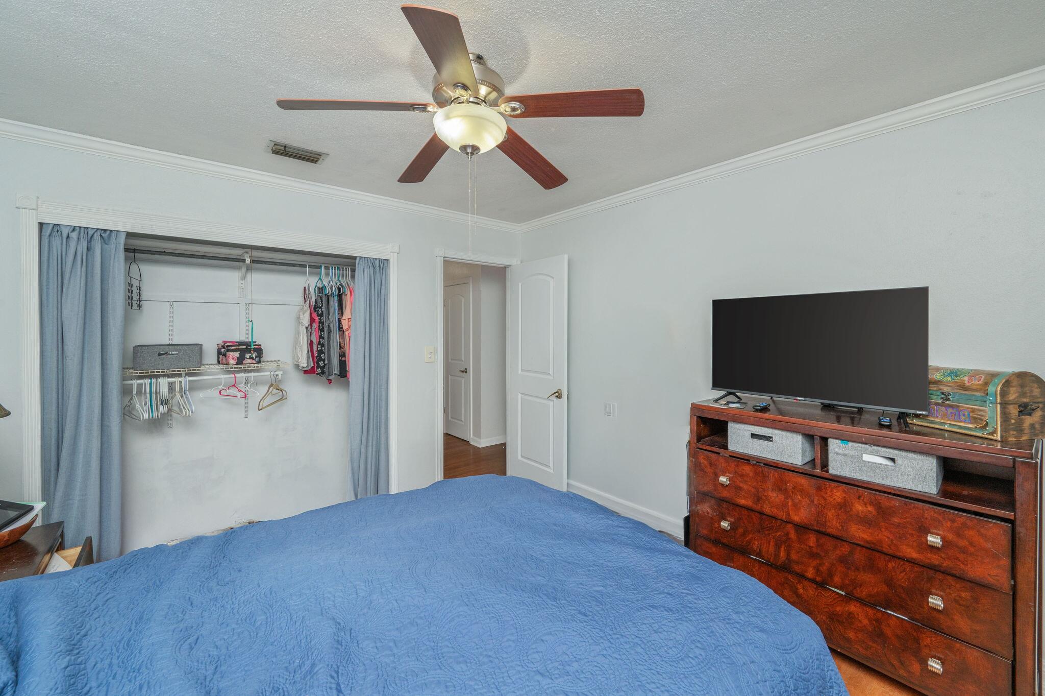 LONGWOOD S/D 4TH ADDN - Residential