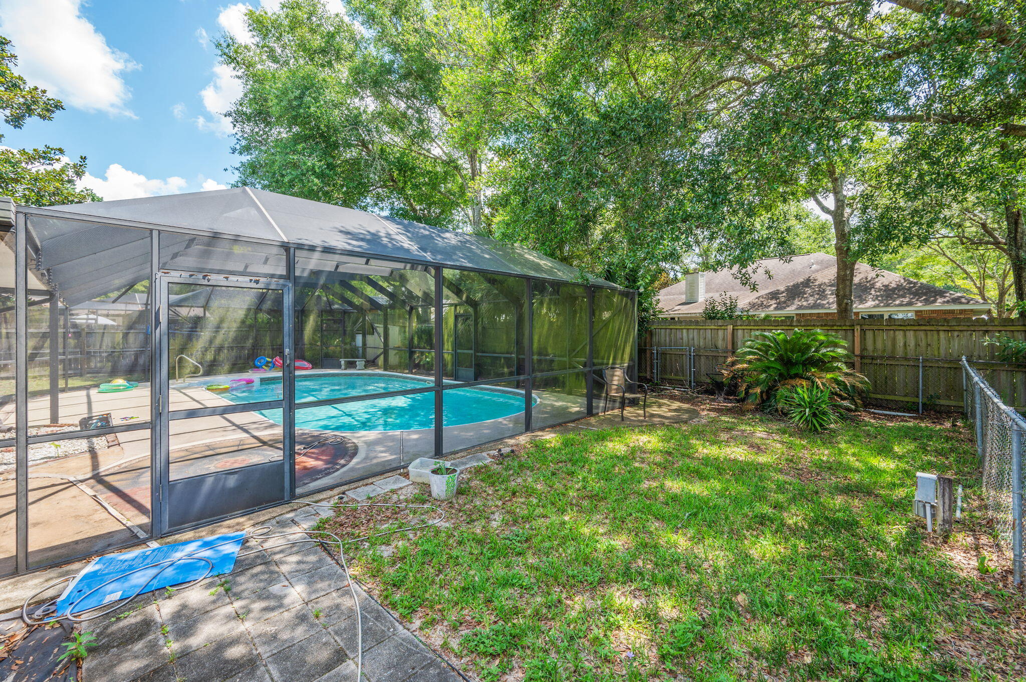 LONGWOOD S/D 4TH ADDN - Residential