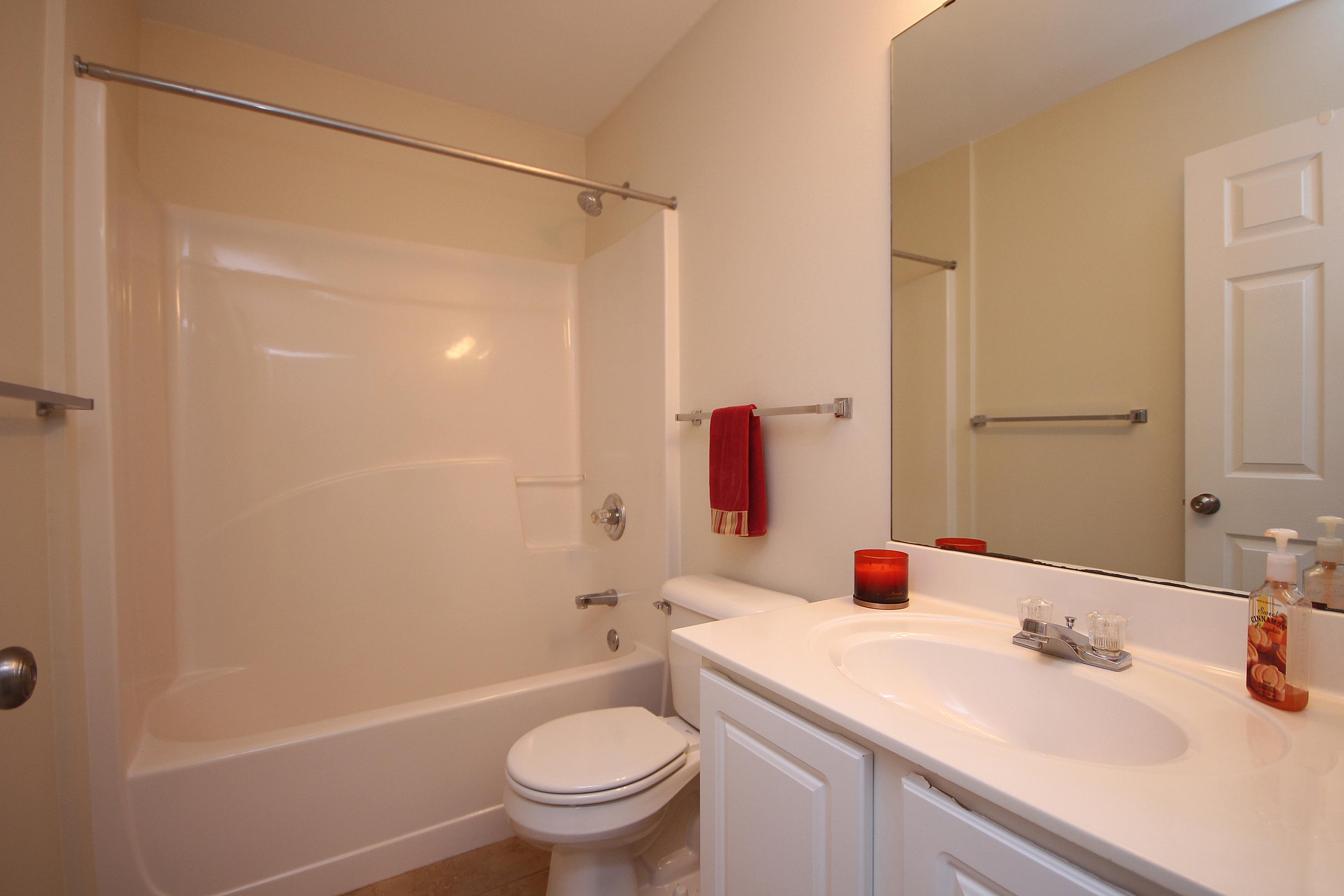 MACK BAYOU POINTE - Residential