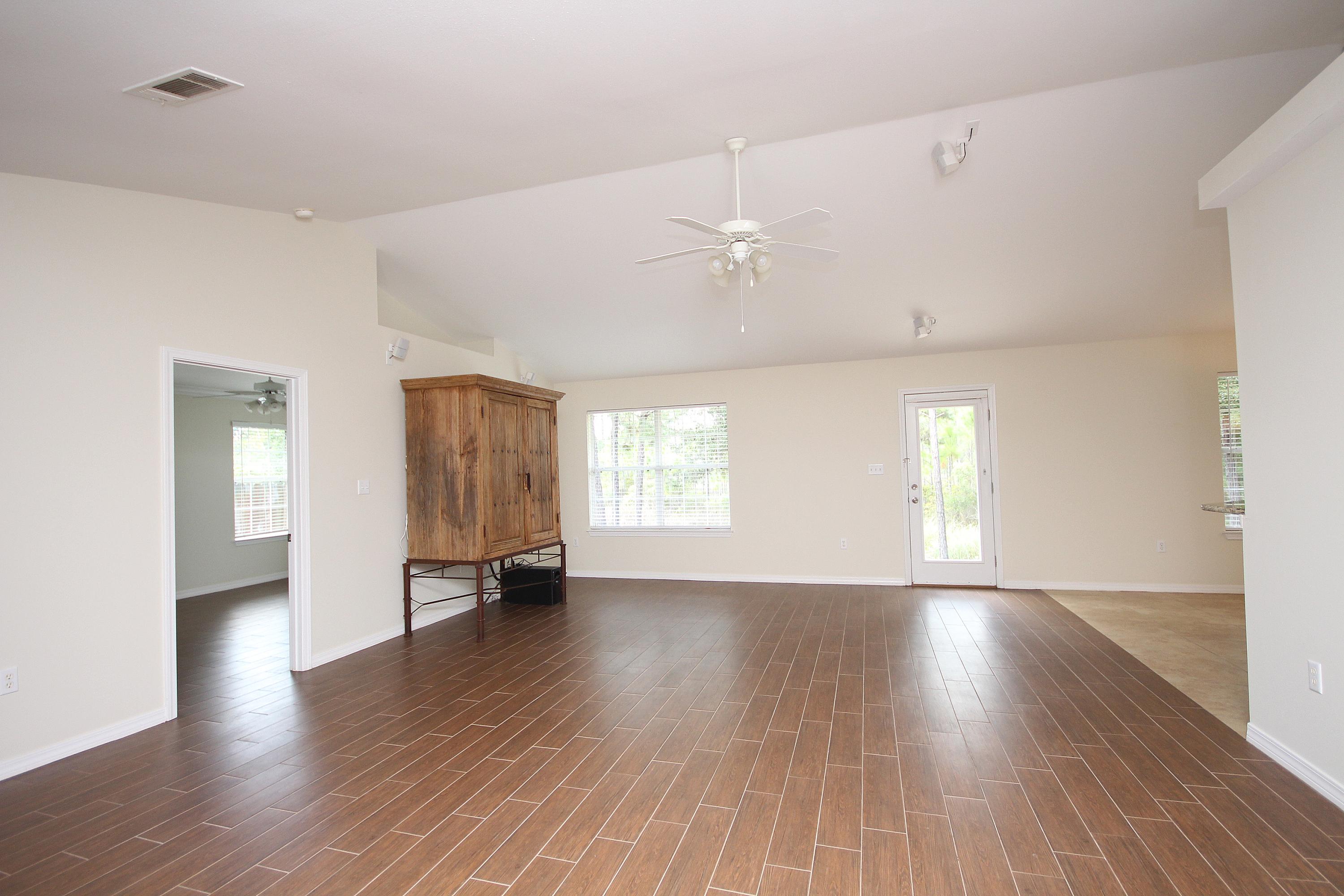 MACK BAYOU POINTE - Residential