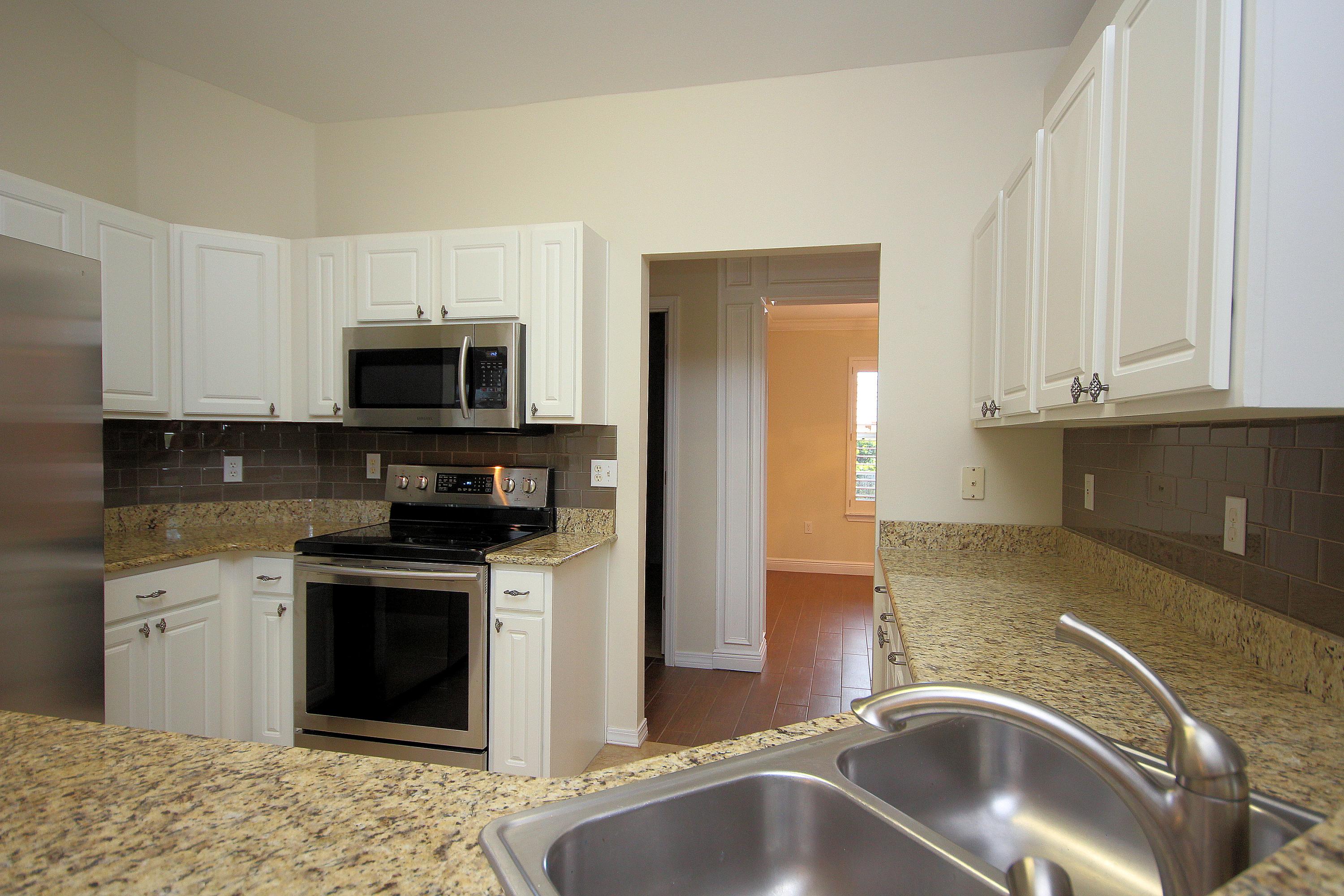 MACK BAYOU POINTE - Residential