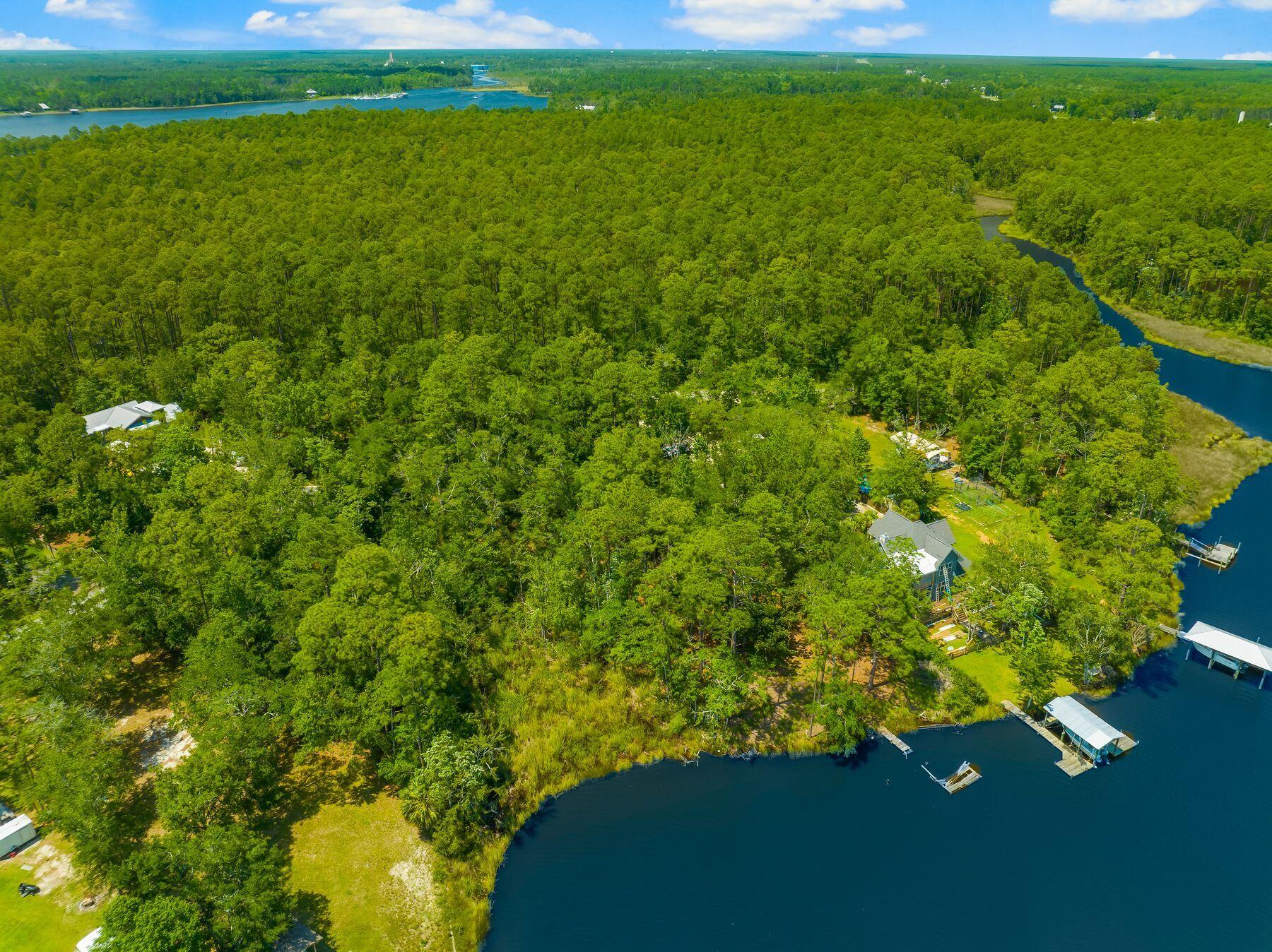 NO RECORDED SUBDIVISION - Land