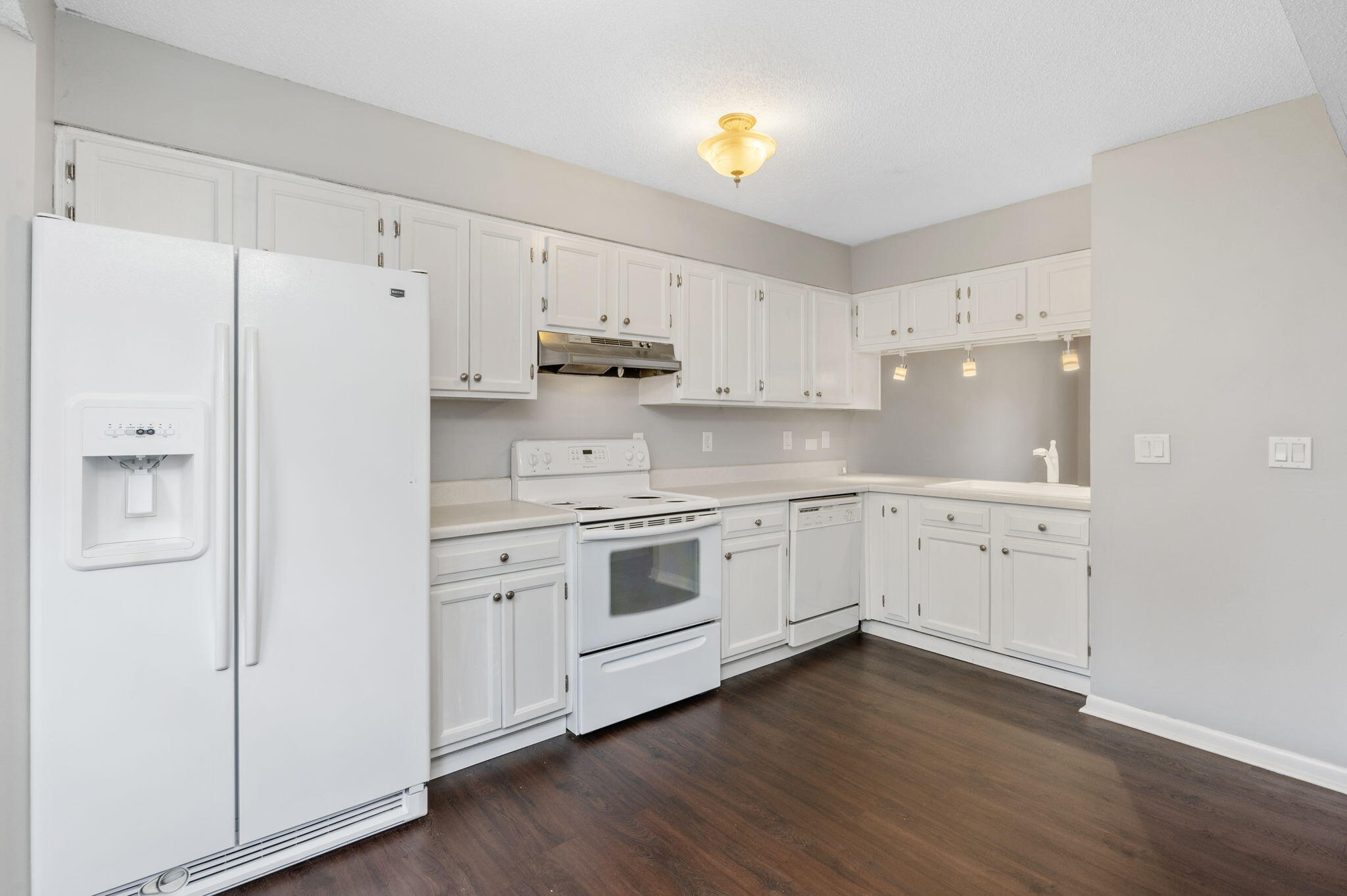 KELLY HILL ESTATES - Residential
