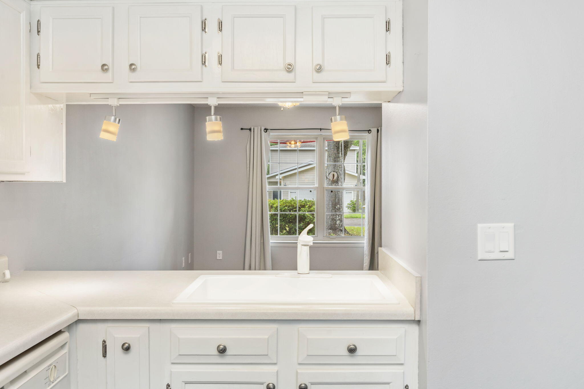 KELLY HILL ESTATES - Residential