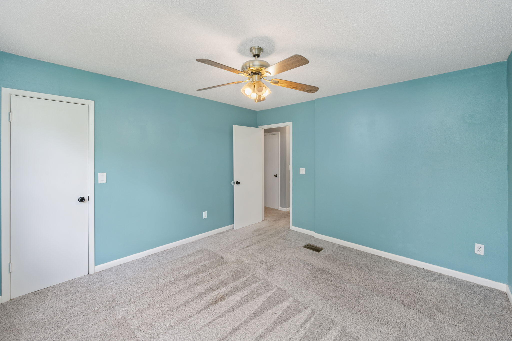 KELLY HILL ESTATES - Residential