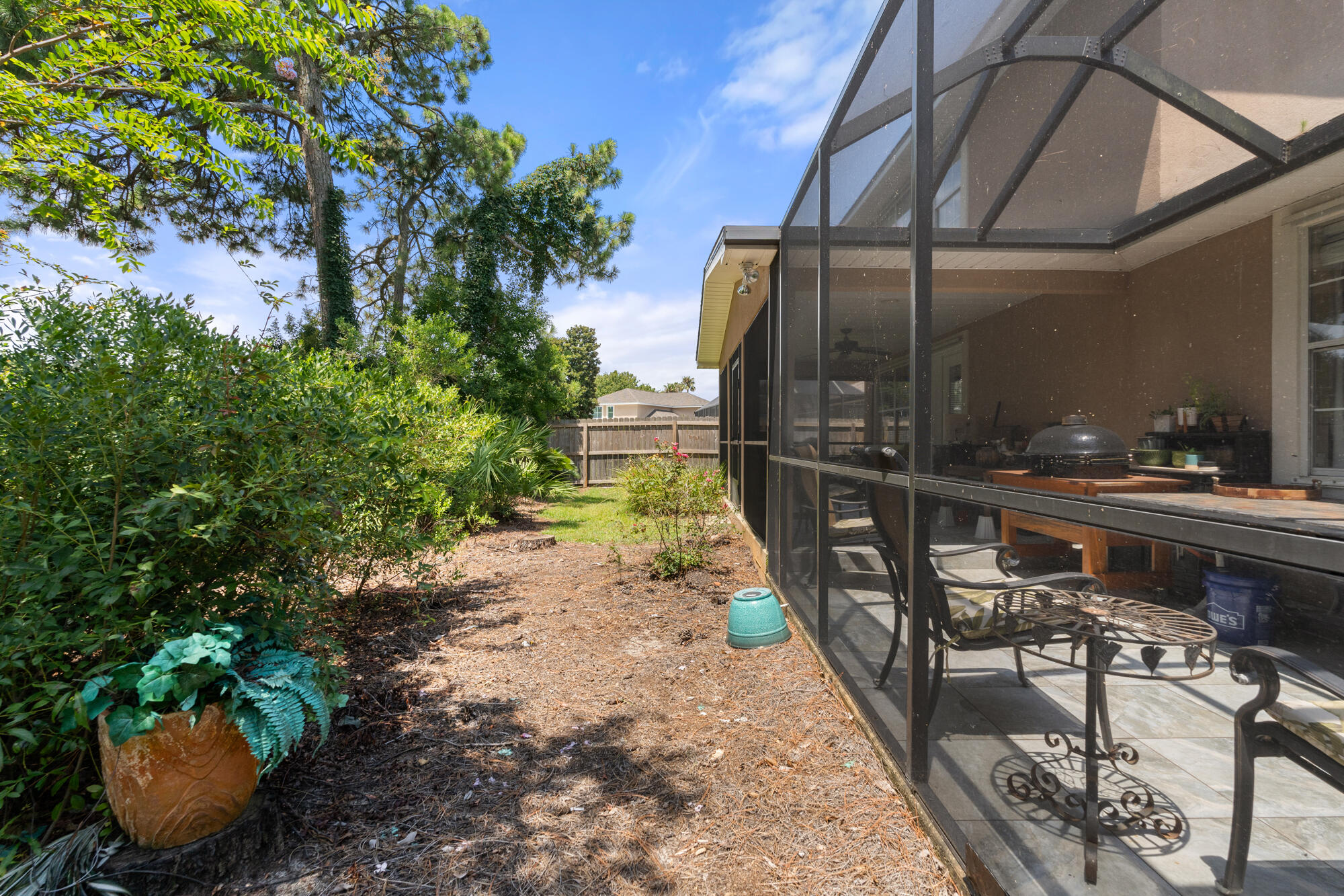 EMERALD LAKES PH 1 - Residential