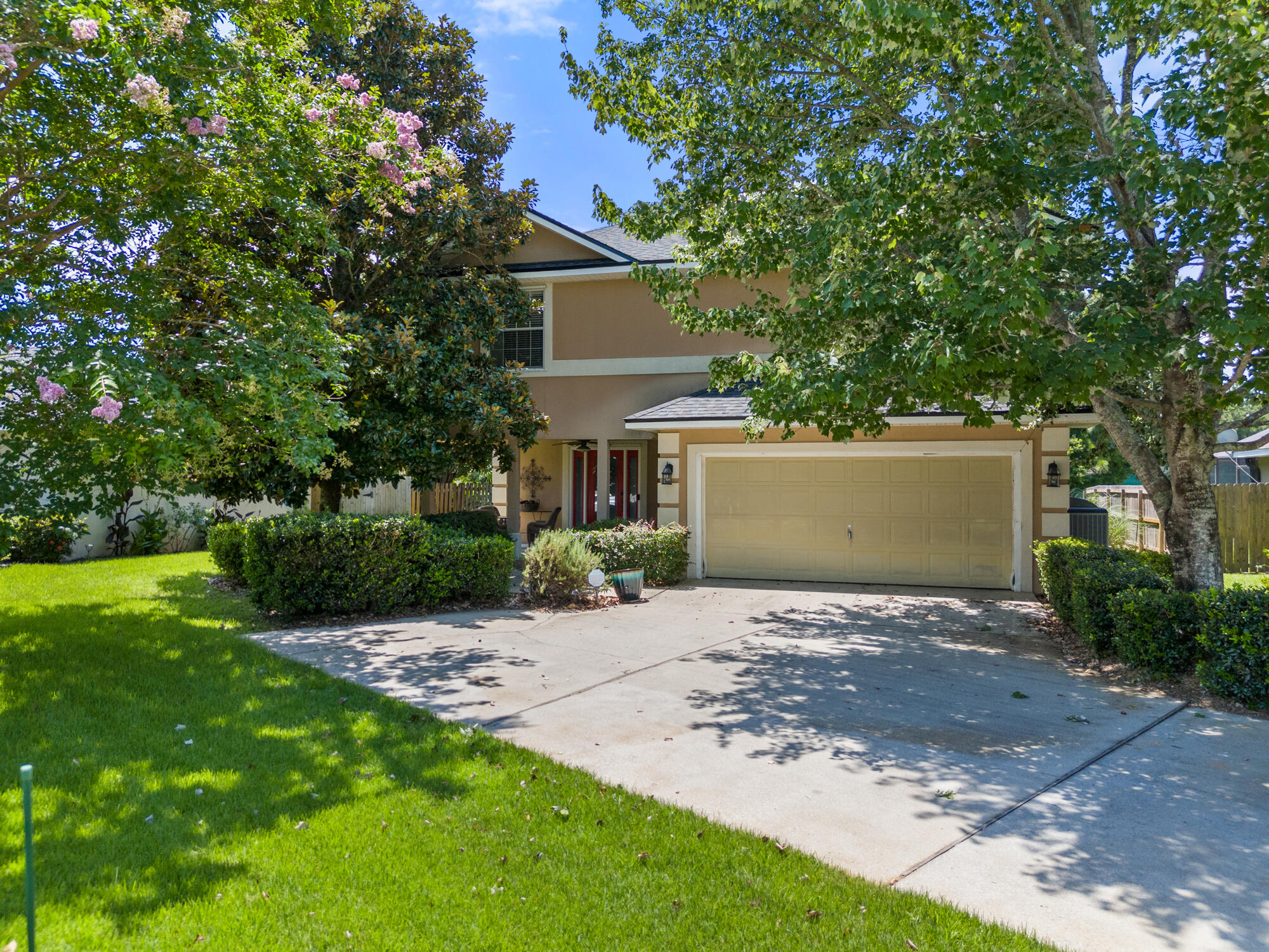 EMERALD LAKES PH 1 - Residential