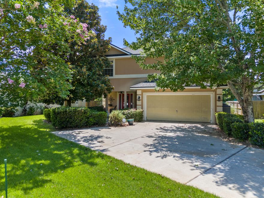 Welcome to 275 Chipola Cove, a spacious home located in the desirable gated community of Emerald Lakes. This well-maintained Adams Luxury Series property offers plenty of room and unique features, making it an excellent choice for a primary residence or a vacation home.
As you enter, you'll be greeted by an open great room with soaring two-story ceilings and clerestory windows, creating a bright and airy atmosphere. The large kitchen is perfect for cooking and entertaining, and the fireplace adds a cozy touch to the living area. The first-floor primary bedroom includes a garden tub, separate shower, and walk-in closet. Upstairs, you'll find two additional bedrooms, a versatile loft area overlooking the great room, and walk-in closets in each bedroom, providing ample storage space.

This home has seen several updates, including new lighting fixtures, a new roof installed in 2023, and a large screened-in back porch has been added for outdoor enjoyment. The AC is less than five years old, offering peace of mind for future homeowners.

Emerald Lakes community amenities include a pool, tennis and basketball courts, a playground, and a picnic area, all within the secure gated environment. Conveniently situated between Destin and Sandestin, you'll have easy access to golf courses, shopping, restaurants, and the beach.
This property presents a wonderful opportunity to customize and make it your own! Explore the potential of 275 Chipola Cove and imagine the possibilities this home has to offer.