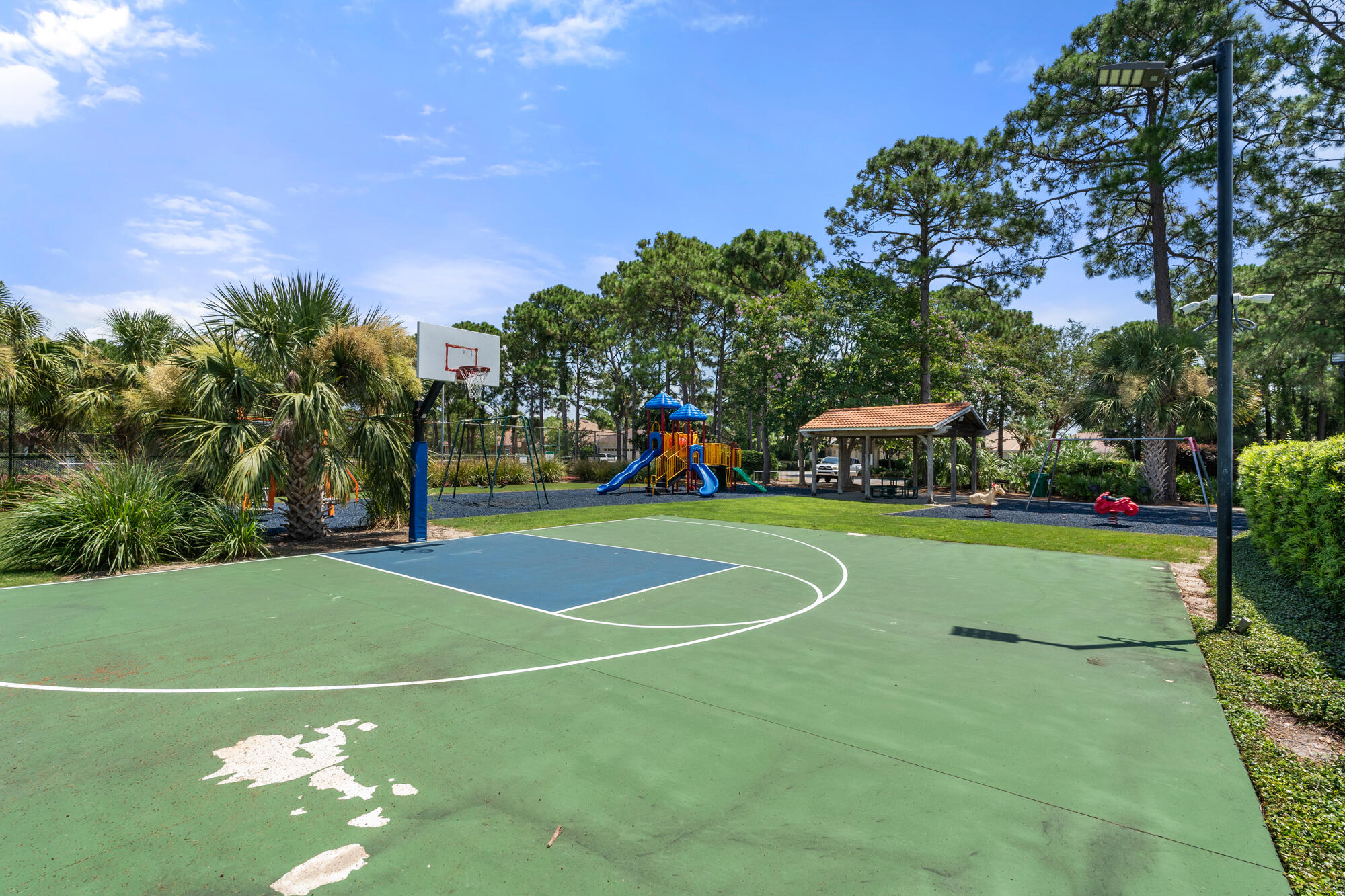 EMERALD LAKES PH 1 - Residential