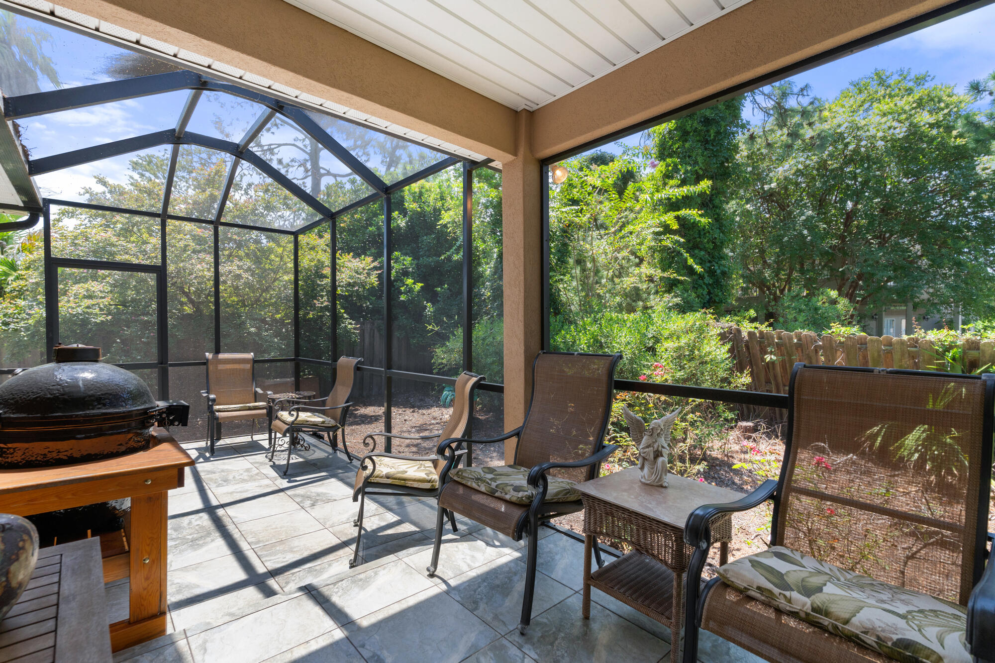 EMERALD LAKES PH 1 - Residential