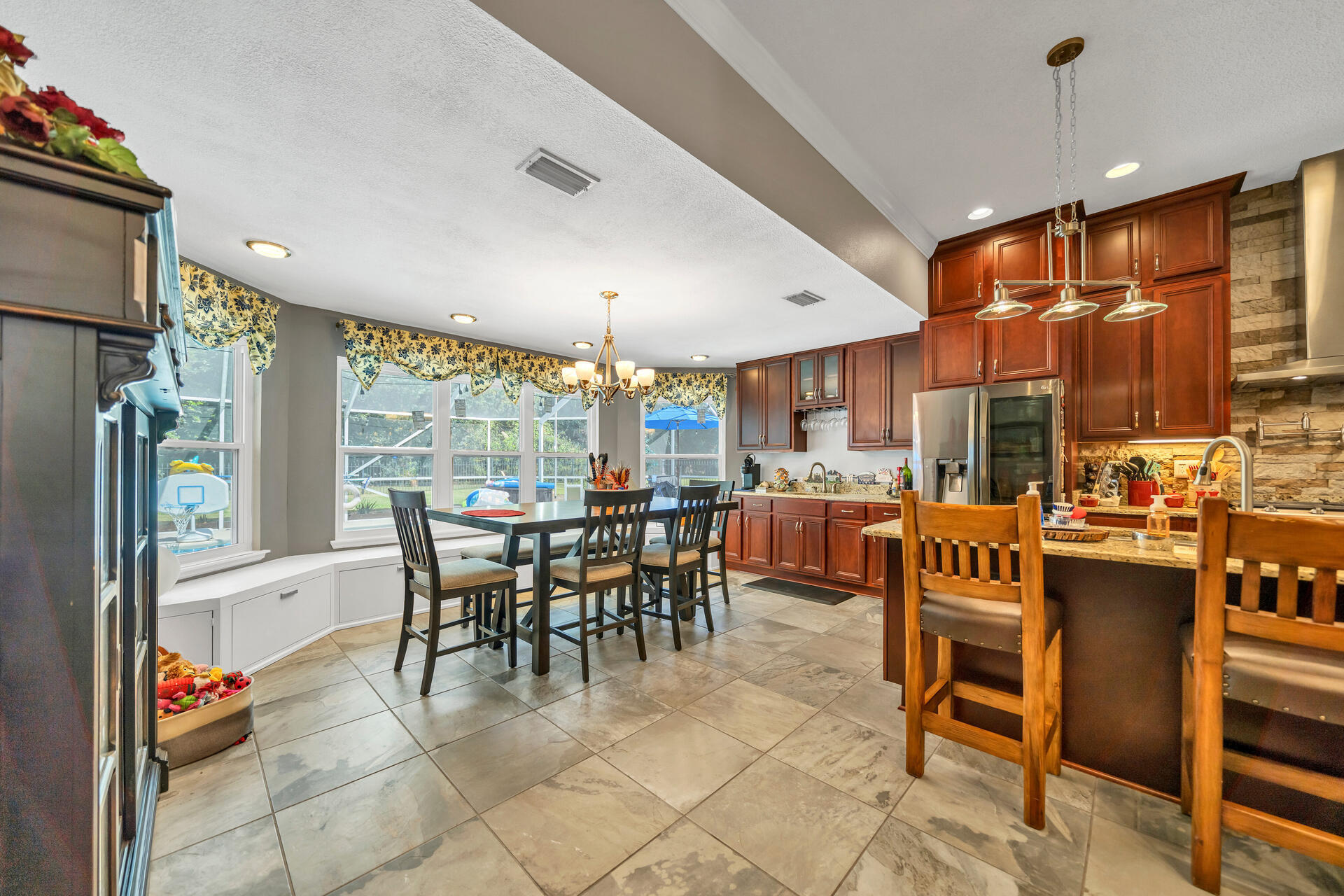 GLENLAKE PH 2 - Residential