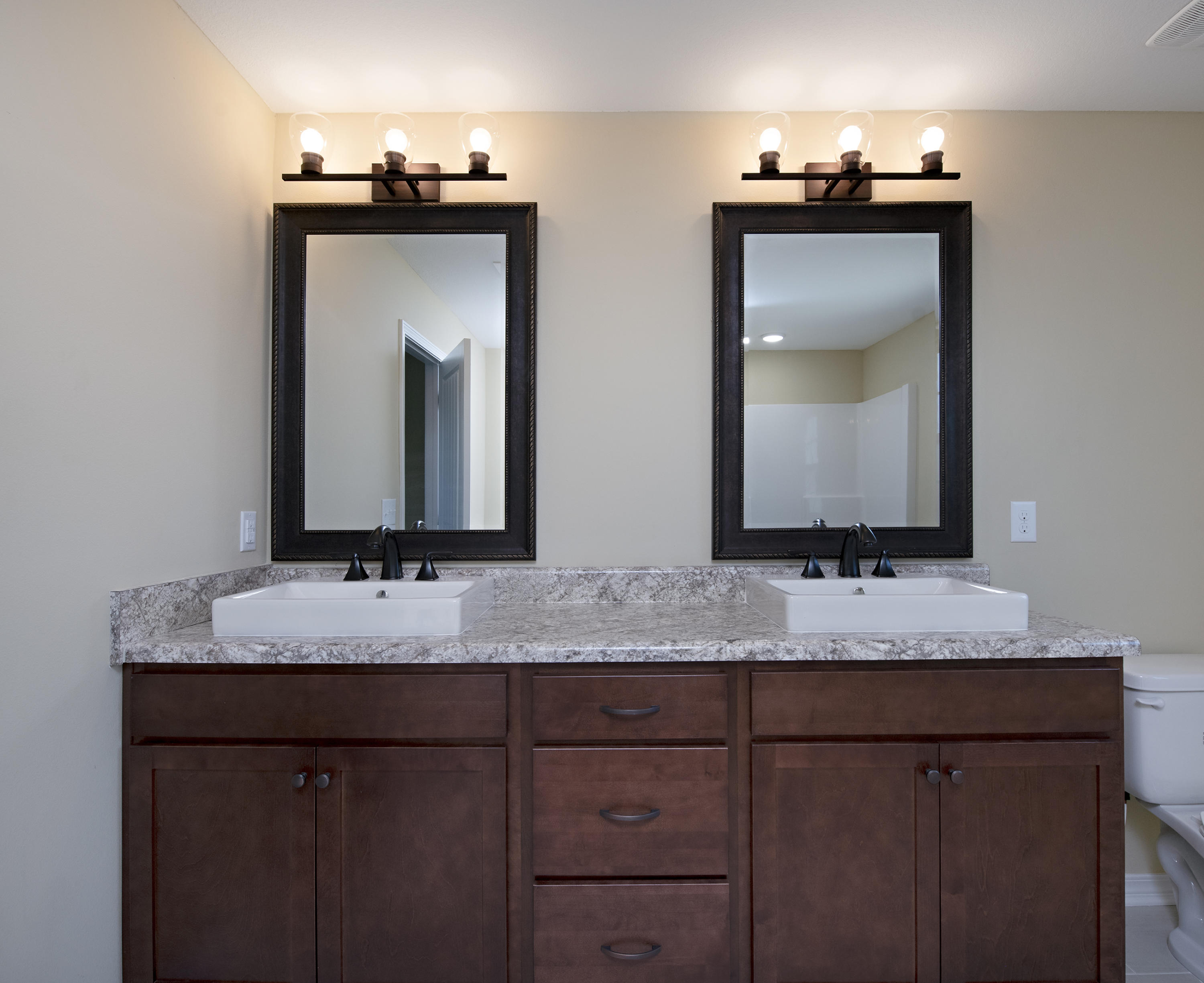 STILLWELL ESTATES - Residential