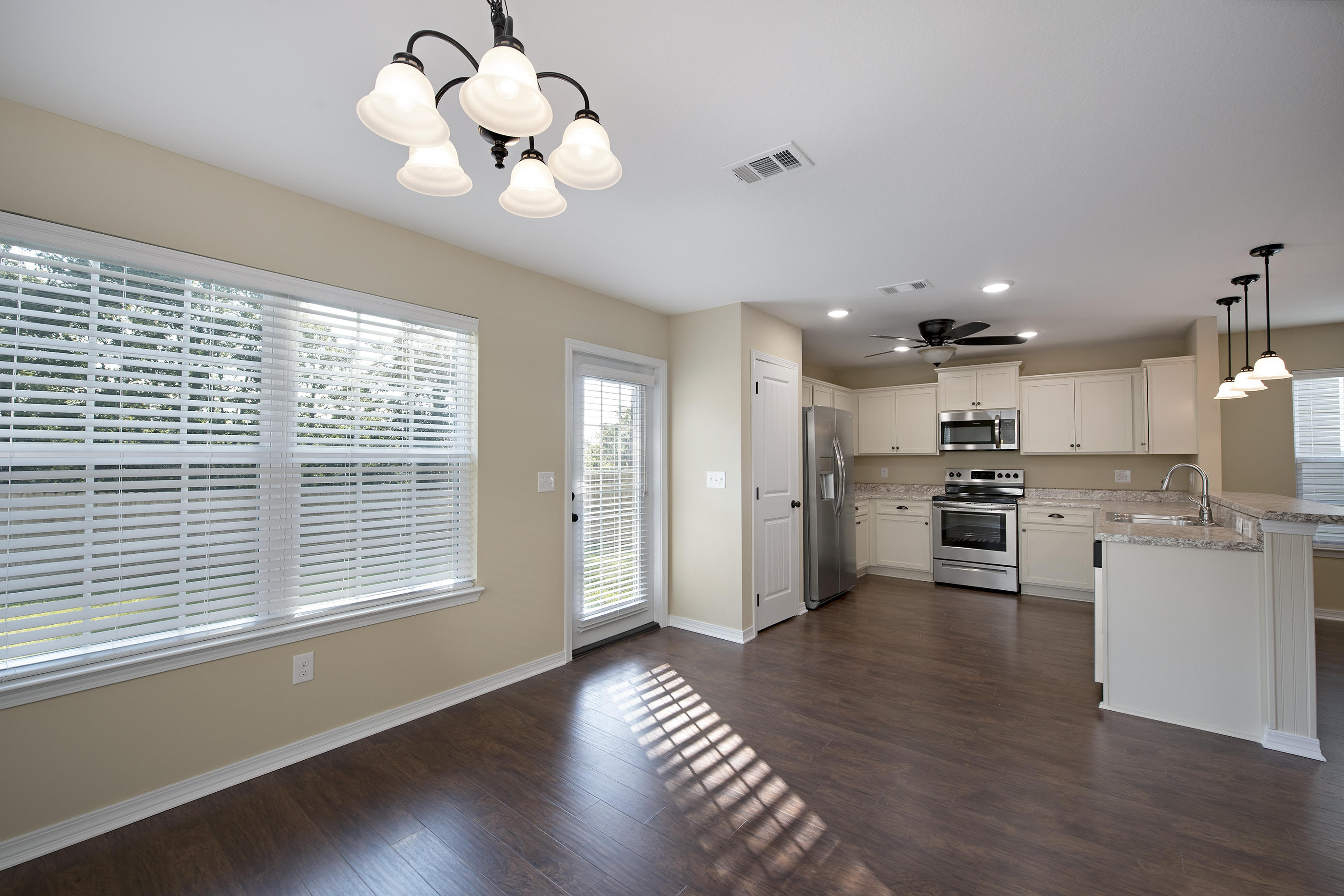 STILLWELL ESTATES - Residential